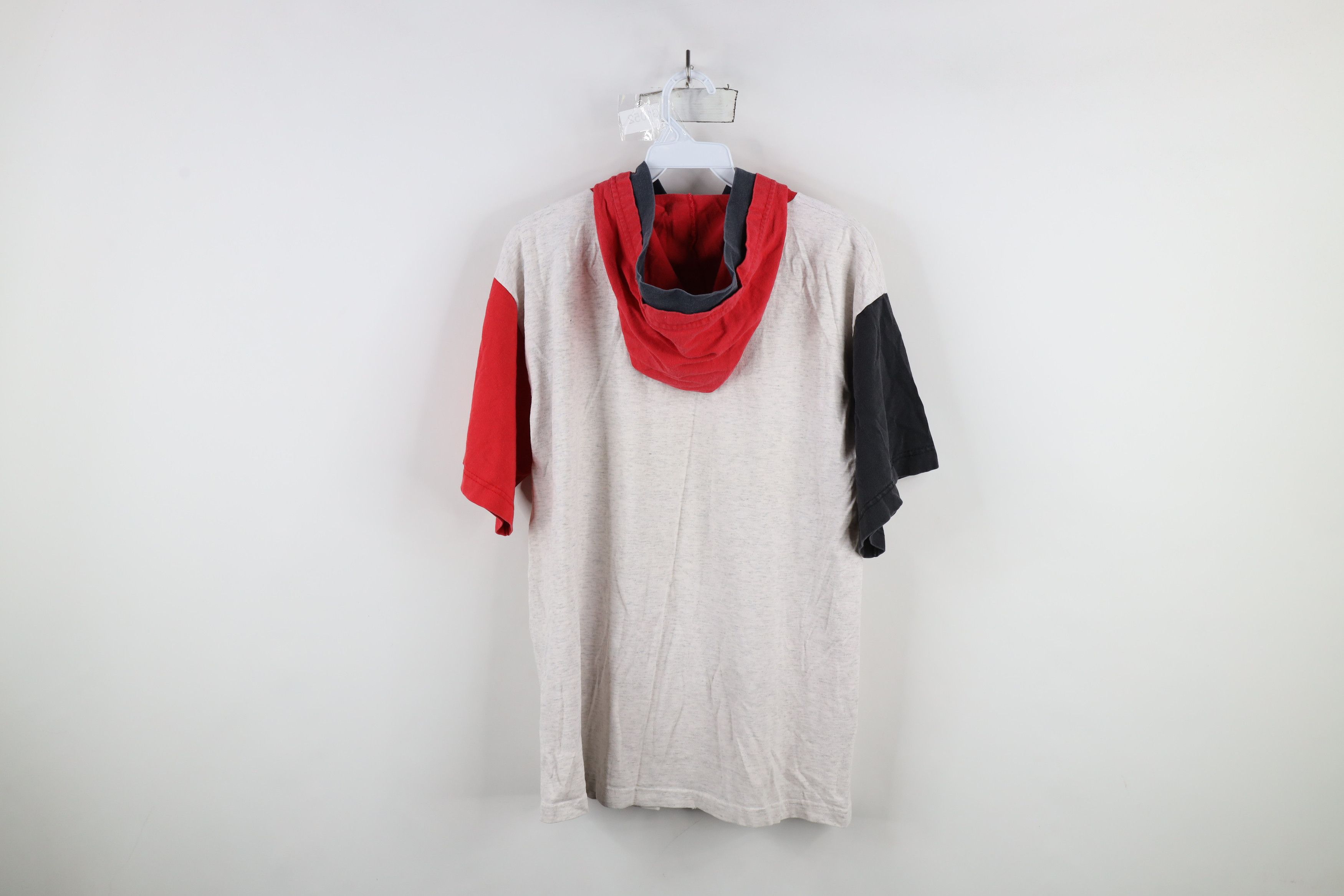 Vintage Vintage 90s Reds Baseball Short Sleeve Hooded T-Shirt USA Size US M / EU 48-50 / 2 - 14 Thumbnail