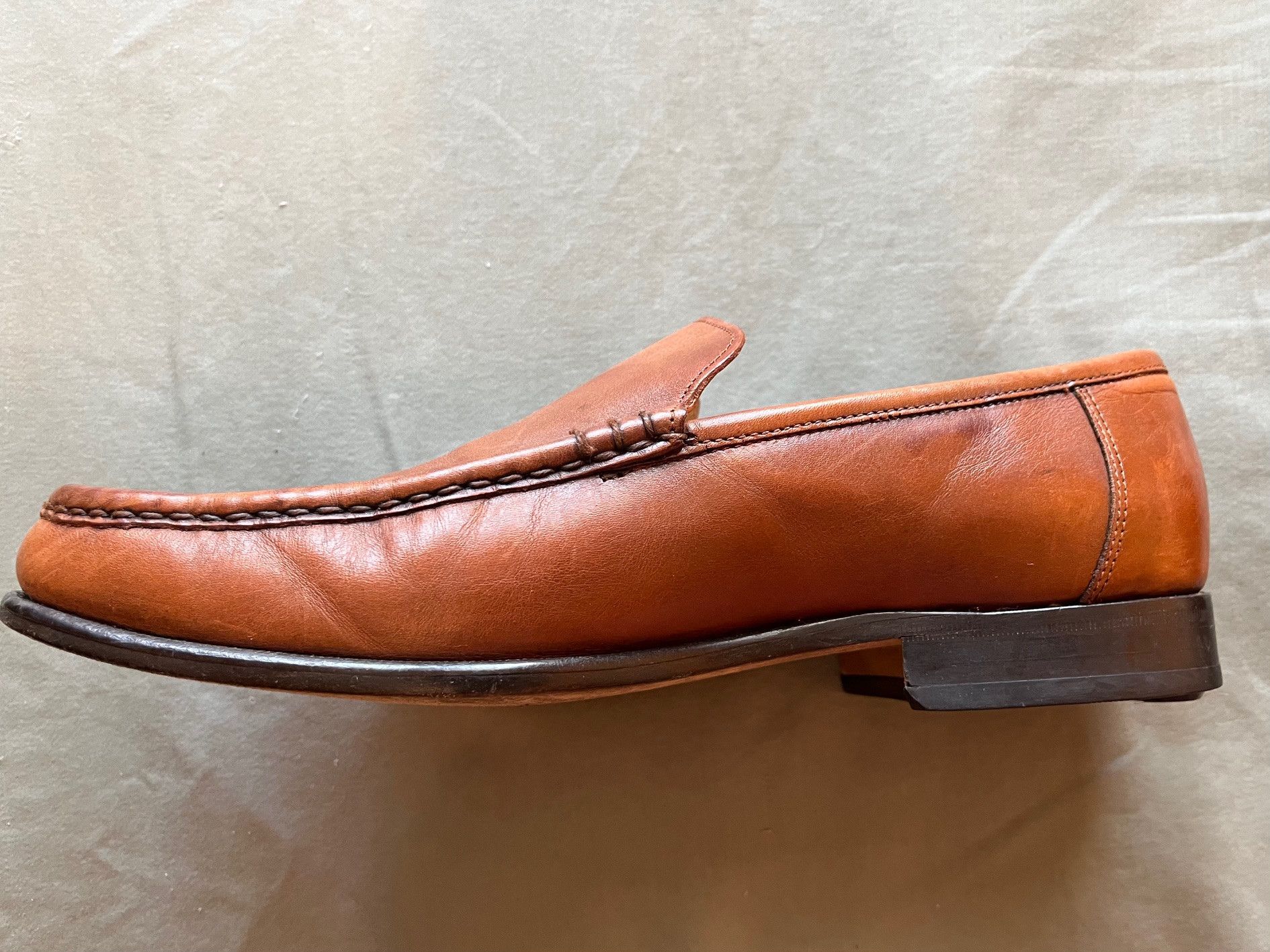 Loake Ferrara Leather Loafers Size US 9 / EU 42 - 4 Thumbnail
