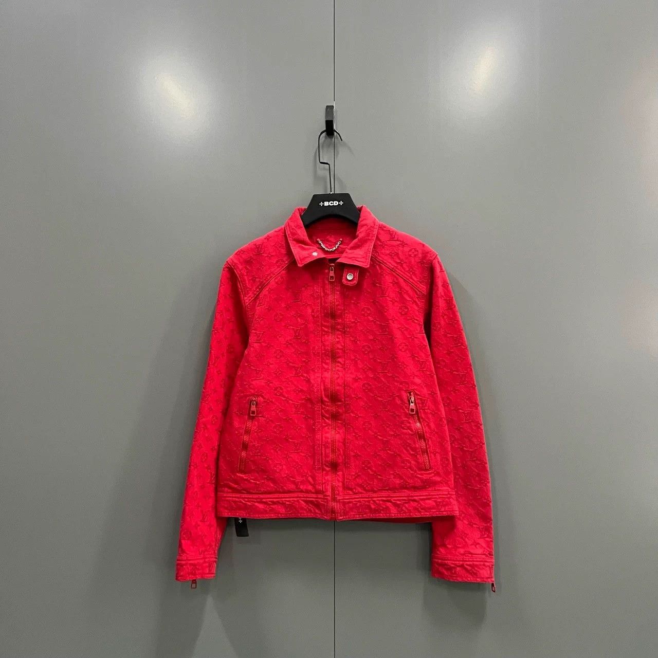 Louis Vuitton LV Red Monogram Denim Jacket 46 95 New Size US S / EU 44-46 / 1 - 1 Thumbnail