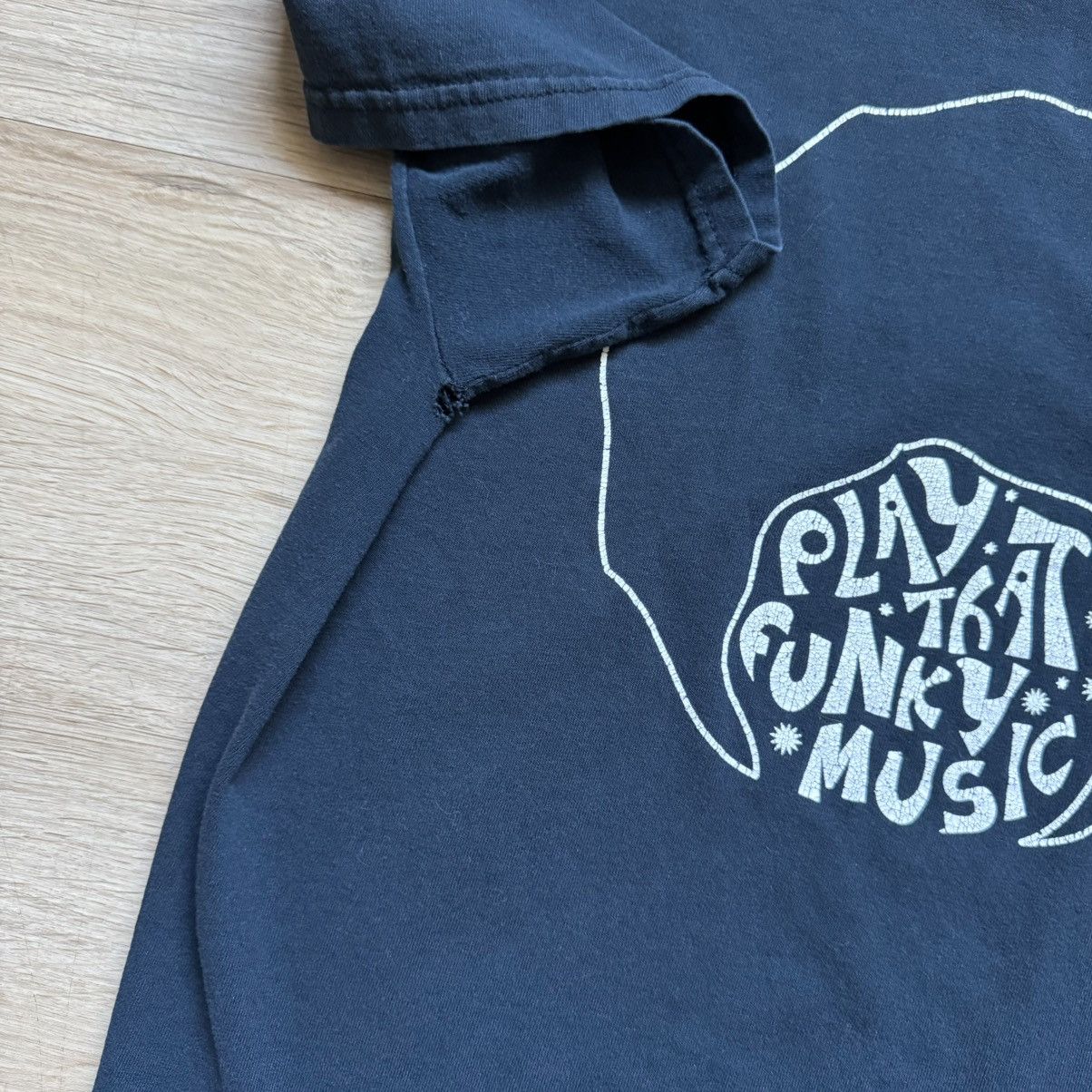 Vintage Play that funky music Tee Size US M / EU 48-50 / 2 - 9 Thumbnail
