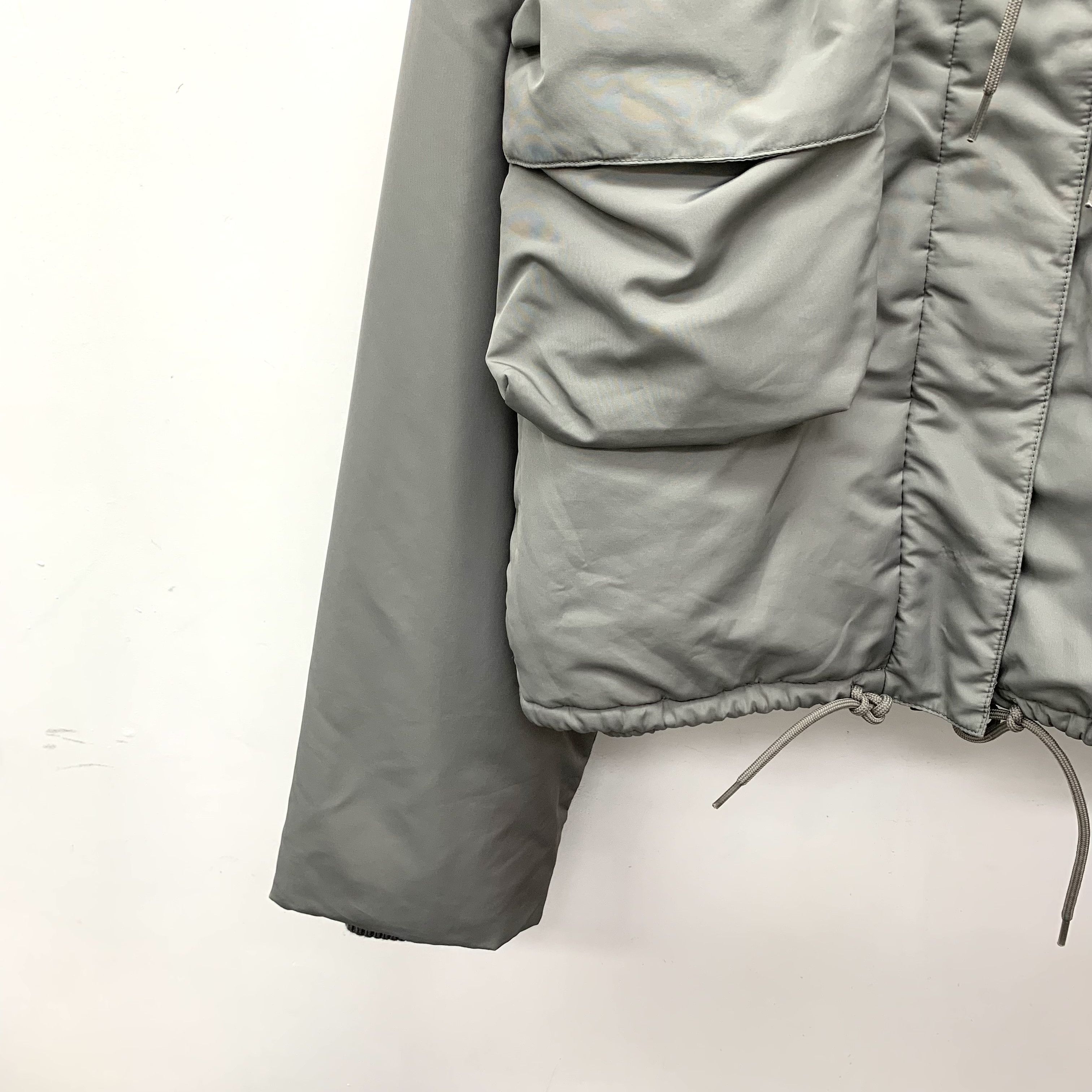 Miu Miu Miu Miu Logo Pocket Hooded Jacket Grey (42) Size US XS / EU 42 / 0 - 8 Thumbnail