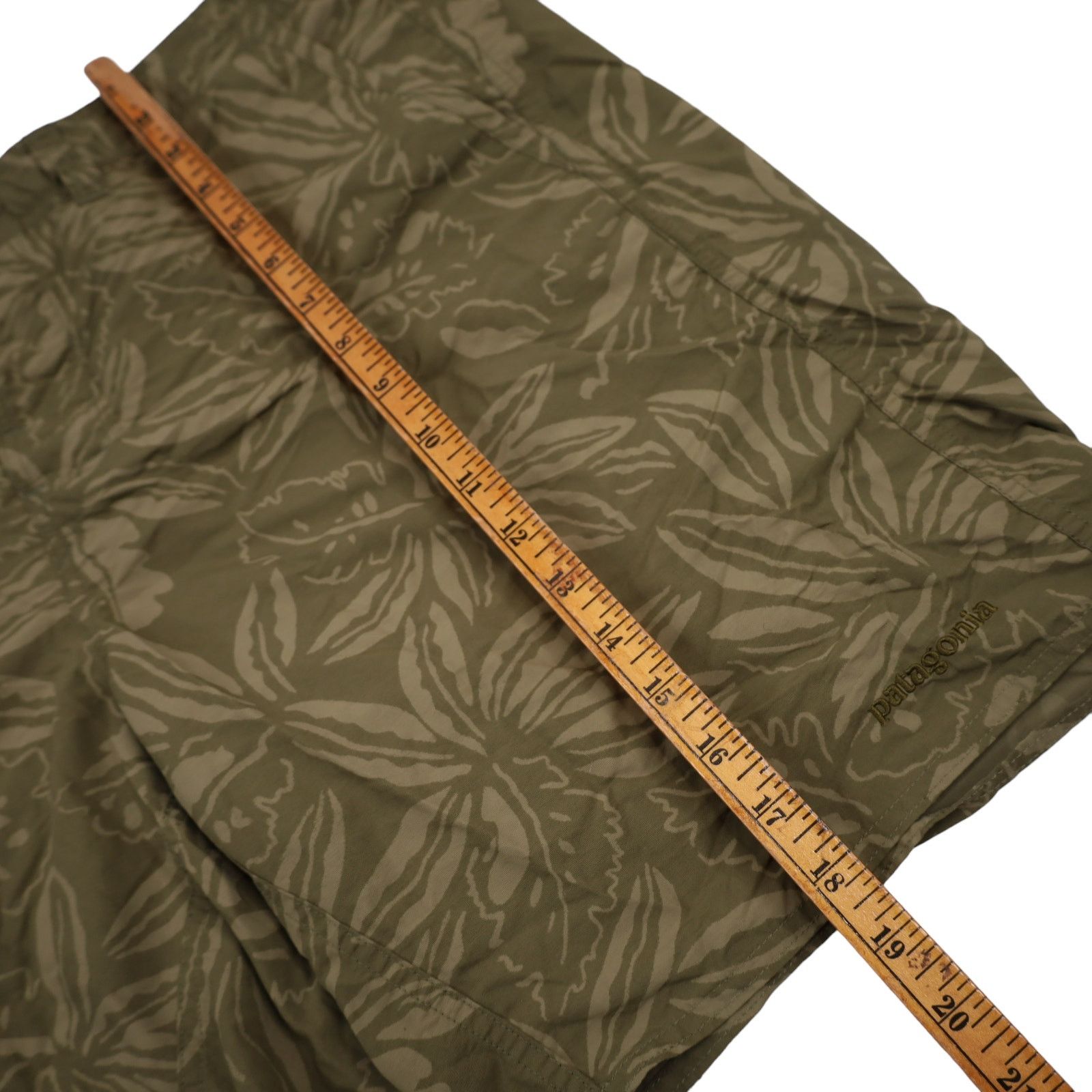 Patagonia Patagonia Floral Hybrid Hiking Swim Shorts Size US 36 / EU 52 - 8 Thumbnail