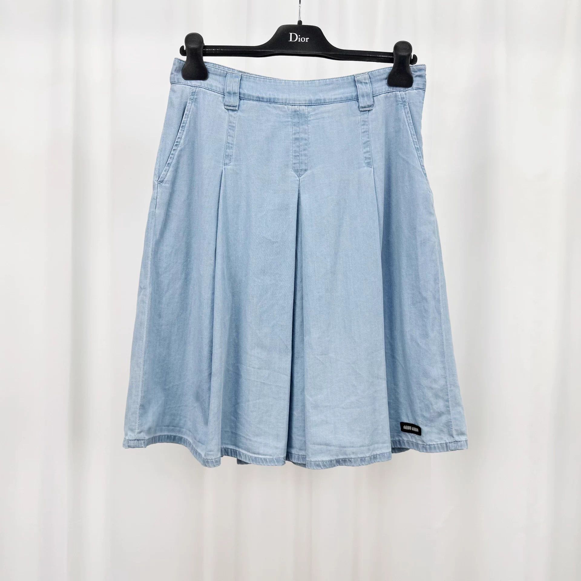 Miu Miu Miu Miu 24ss Embroidered Logo Denim Skirt 36 99 New Size 26" / US 2 / IT 38 - 1 Thumbnail