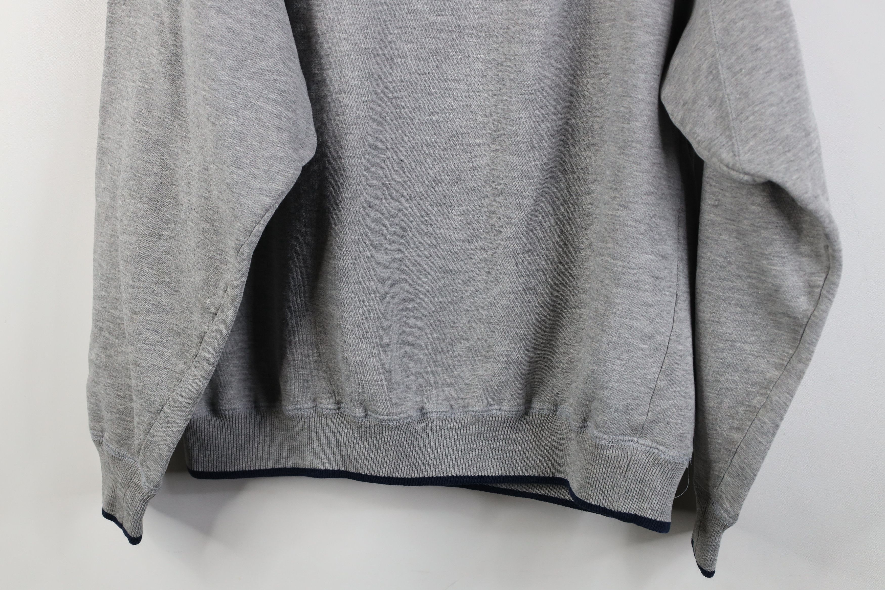 Disney Vintage 90s Disney Spell Out Mickey Mouse Sweatshirt Gray Size US L / EU 52-54 / 3 - 13 Thumbnail