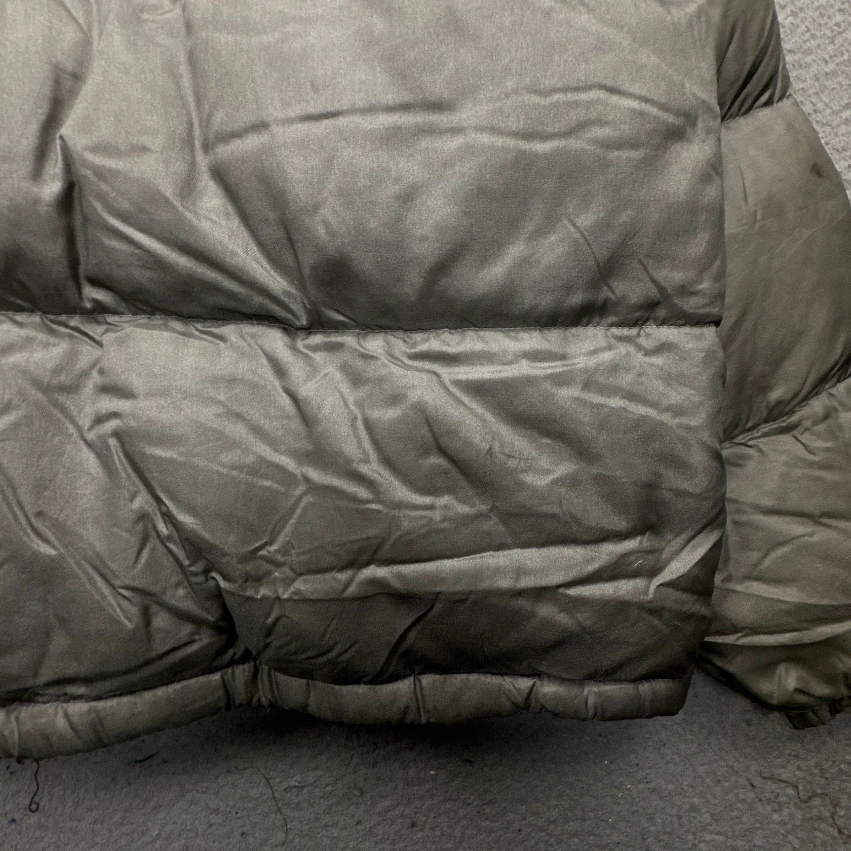 Calvin Klein VINTAGE Calvin Klein Puffer Jacket Gray Mens XL Size US XL / EU 56 / 4 - 6 Thumbnail