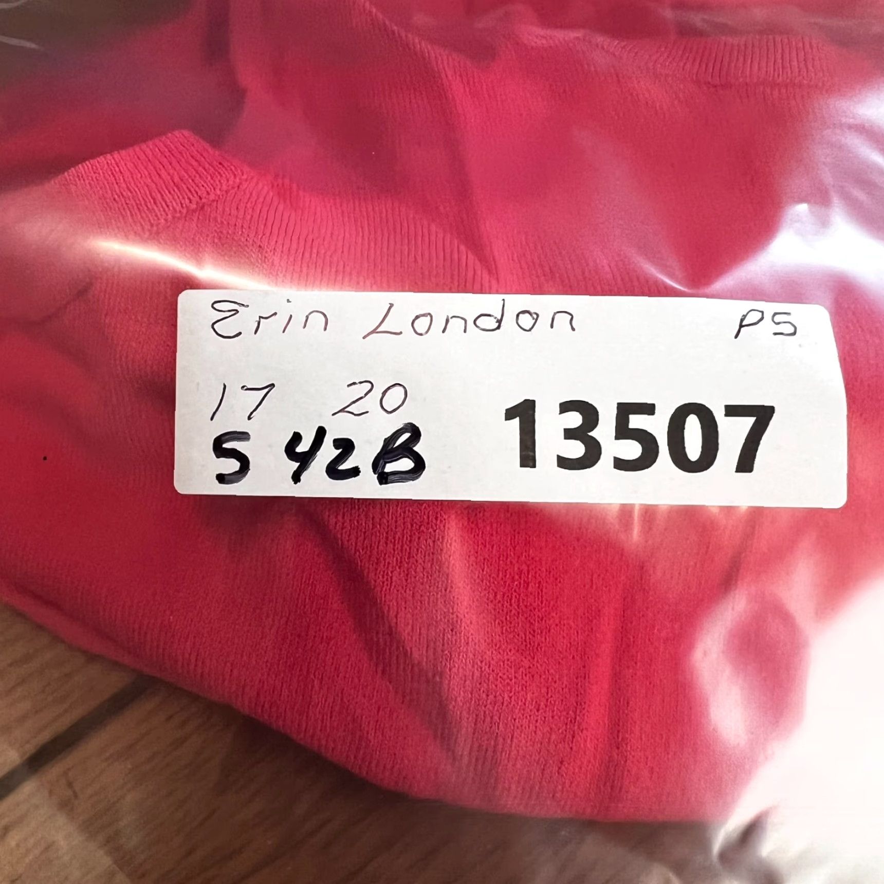 Vintage ERIN LONDON Tank Womens Petites PS Coral Sleeveless Scoop Neck Nylon Rayon Solid Womens Size S / US 4 / IT 40 - 7 Thumbnail