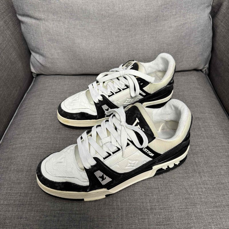 Louis Vuitton Louis Vuitton Trainer Panda Low Sneakers 0079 Size US 8.5 / EU 41-42 - 1 Thumbnail