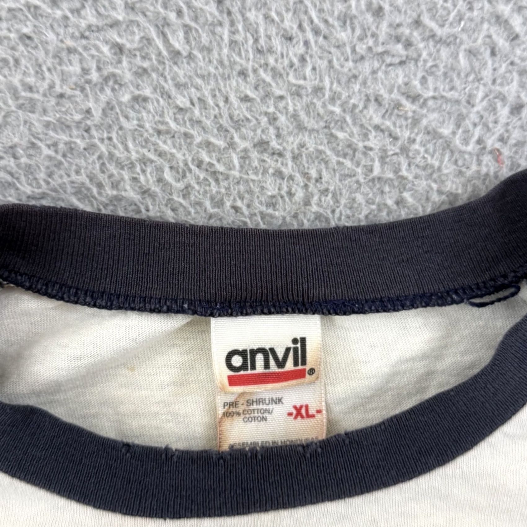 Anvil VINTAGE Get Fuzzy Shirt Mens XL White Raglan 90s Darby Conley Graphic USA Angel 90s Shirt Mens XL White Raglan Anvil Cotton Graphic Print Vintage Size US XL / EU 56 / 4 - 7 Thumbnail