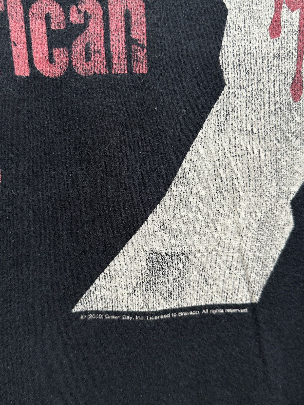 Band Tees 2010 Green Day “American Idiot” Official Merch Tee (Bravado) Size US M / EU 48-50 / 2 - 4 Thumbnail