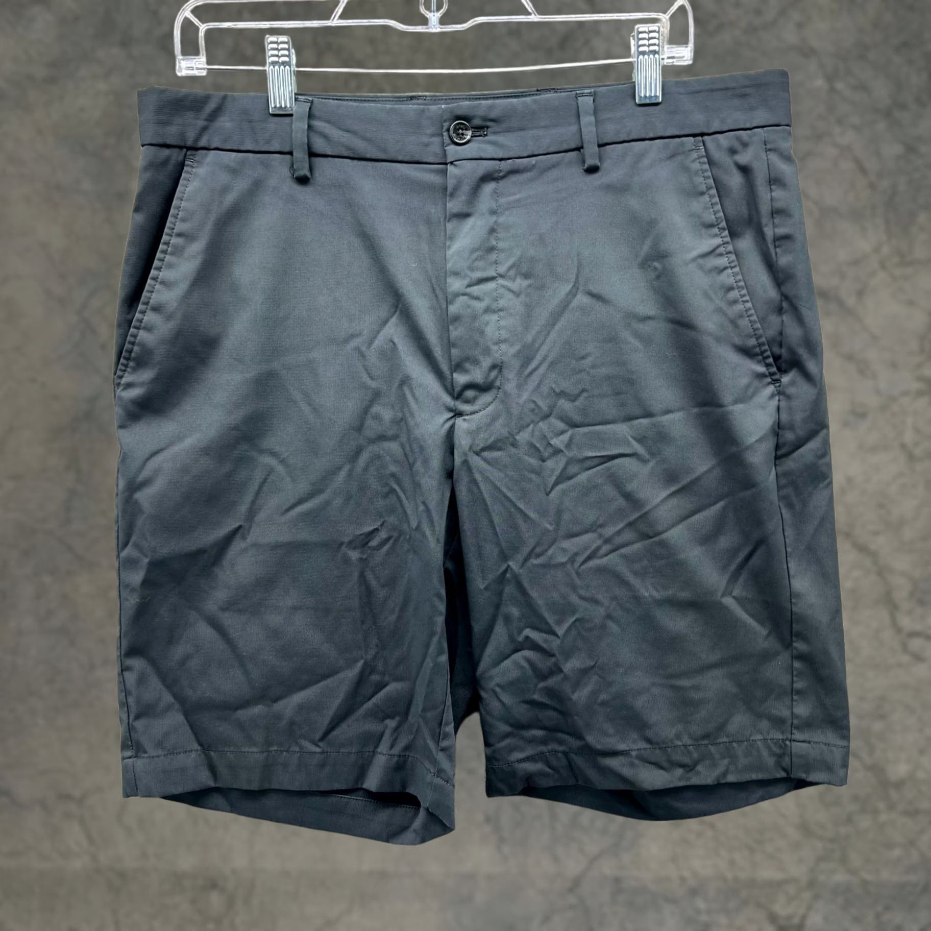 Vintage Greg Norman Shorts Mens 34 Black Chino Flat Front Golf Golfer Classic Travel Size US 34 / EU 50 - 1 Thumbnail