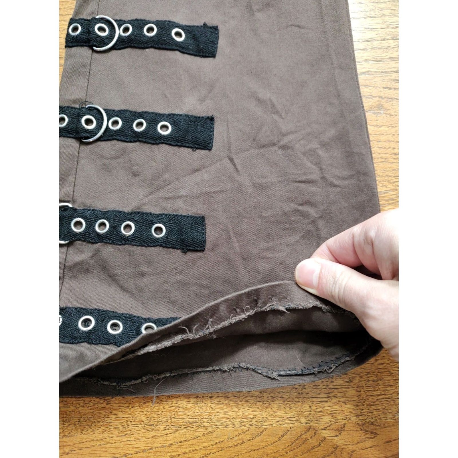 Hot Topic Hot Topic Pants Brown Black Grommet Strap Flared Womens 11 X 29 Inseam Gothic Punk Grunge Chino Jeans Pocketed Womenspants Size 32" / US 10 / IT 46 - 3 Thumbnail