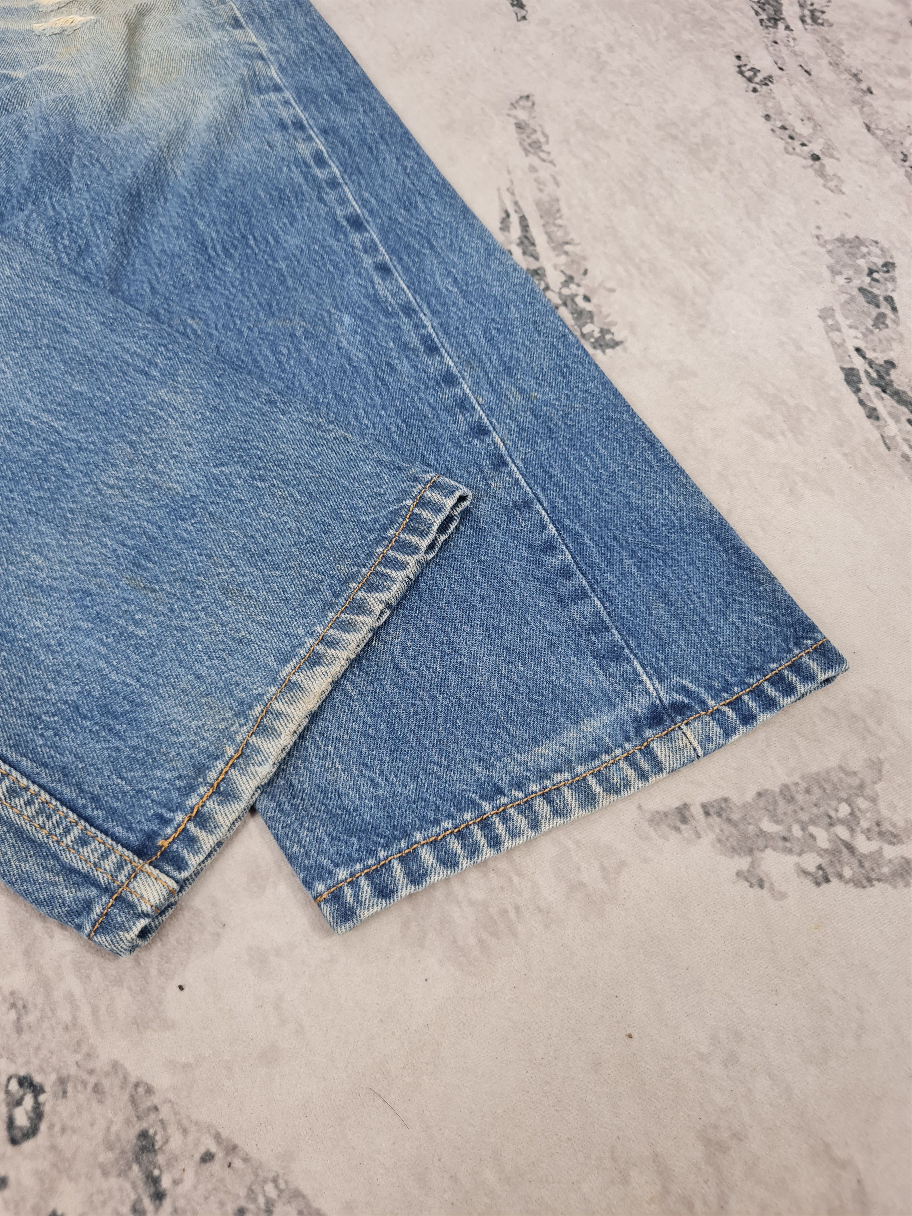 Levi's Vintage Clothing LEVIS 501 Ripped Cropped Stone Wash Jeans L0388 Size 34X27 Size US 34 / EU 50 - 8 Thumbnail