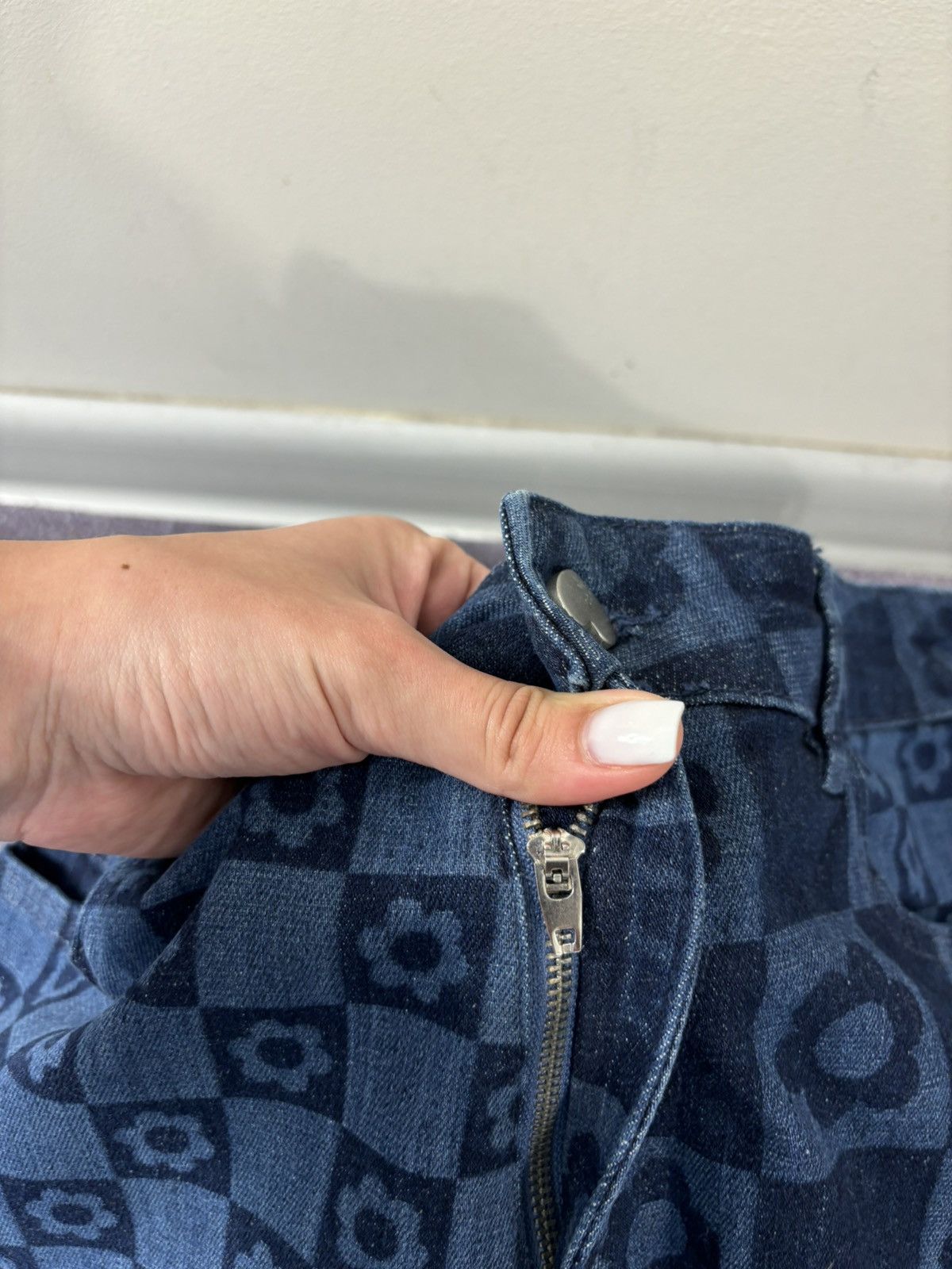 Jaded London Jaded London Women’s Chessboard Blue Hype Flared Denim Jeans Size 30" / US 8 / IT 44 - 7 Thumbnail