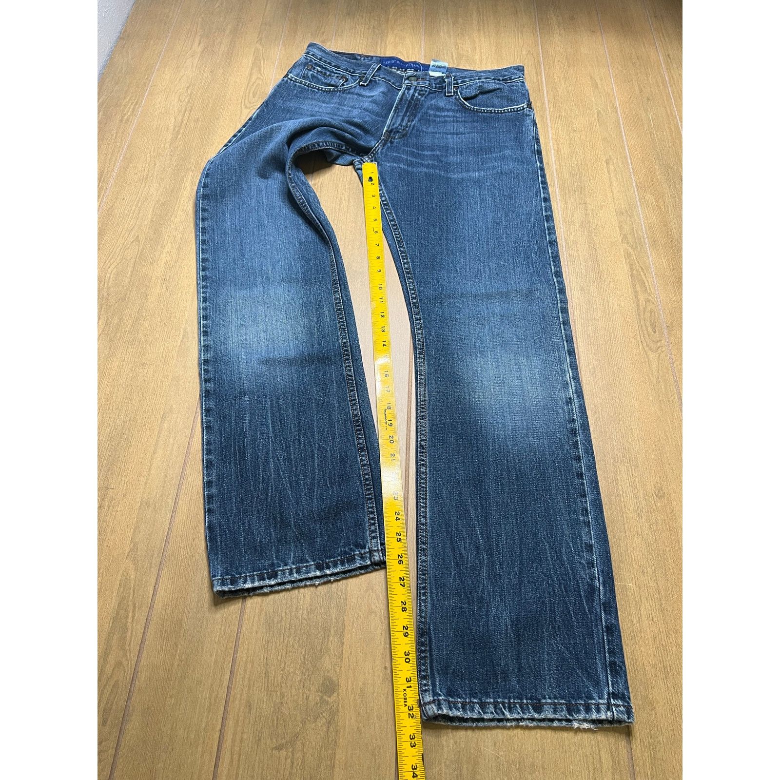 Levi's Vintage Levis 514 Slim Straight 33x32 Blue Jeans Denim Fade Size US 33 - 7 Thumbnail
