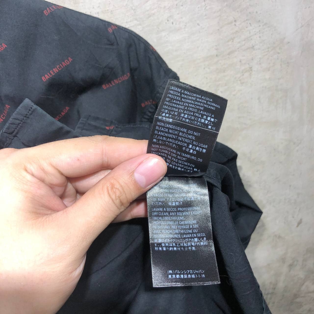 Balenciaga Balenciaga Logo all over print button down shirt Size US L / EU 52-54 / 3 - 11 Thumbnail