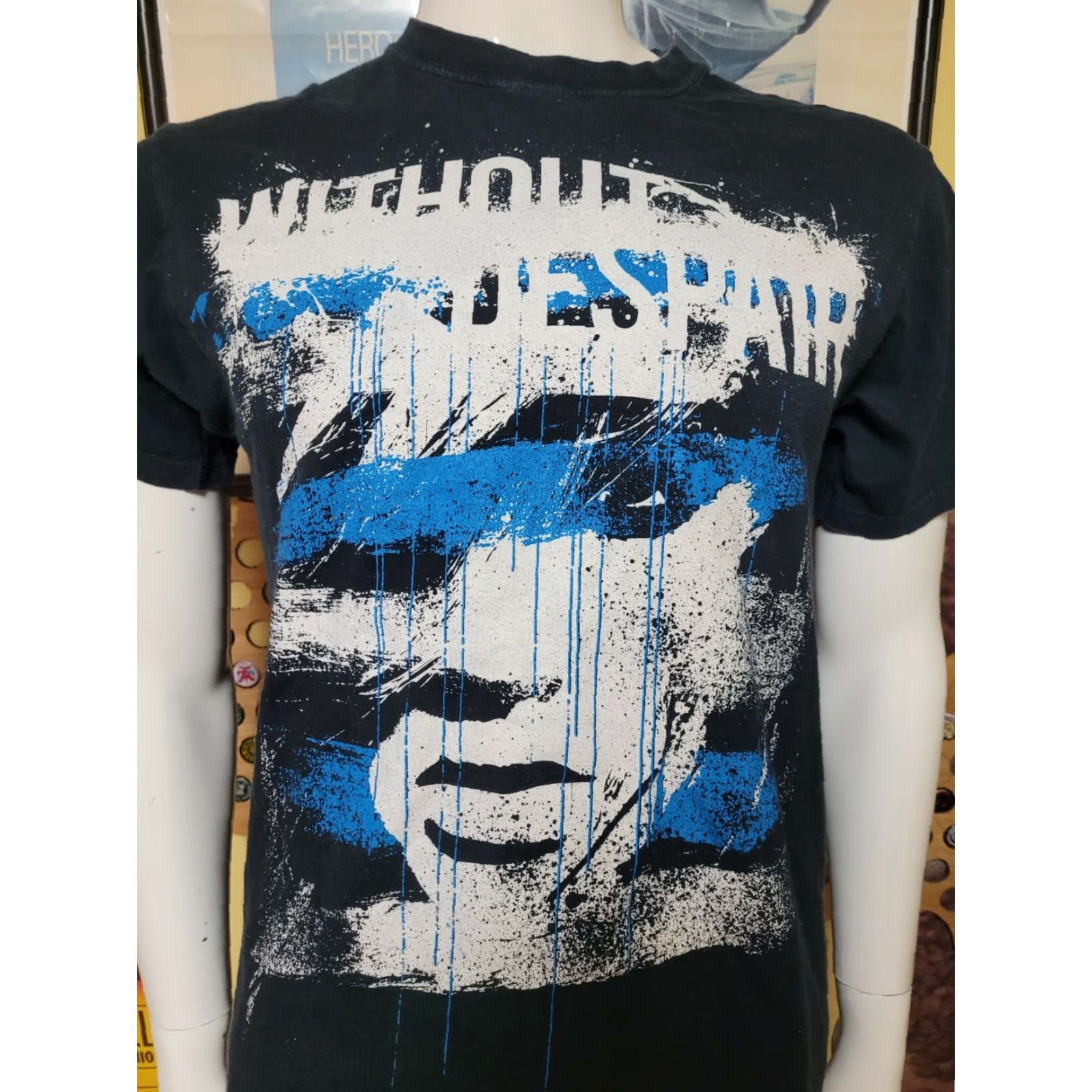 Fruit Of The Loom Without Despair Band Shirt Medium Metal Hardcore 00s Size US M / EU 48-50 / 2 - 2 Thumbnail