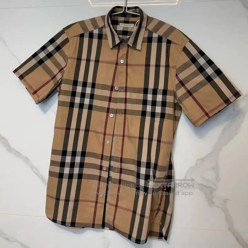 Burberry Burberry Short Sleeve Cotton Shirt in Khaki. Size US S / EU 44-46 / 1 - 1 Thumbnail