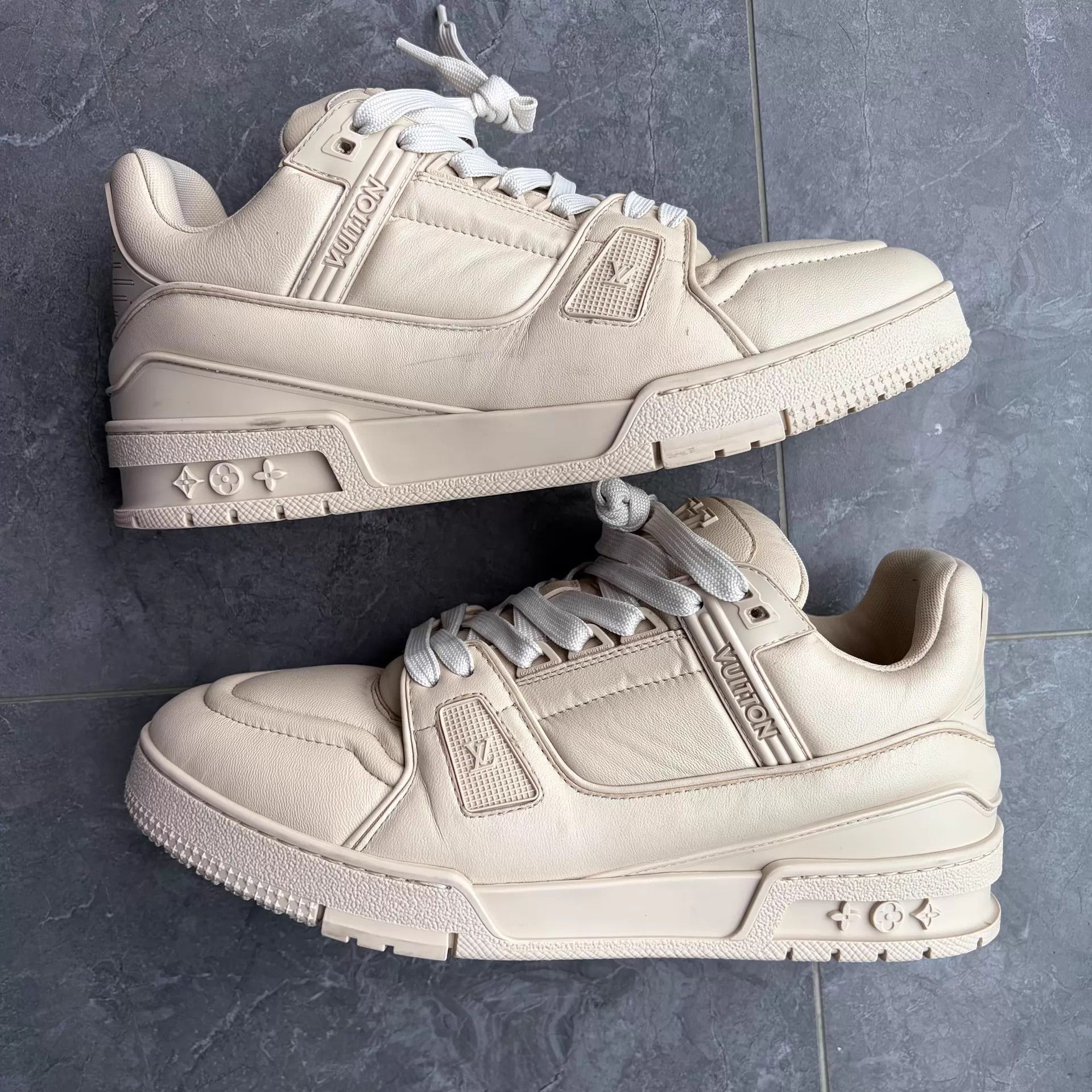 Louis Vuitton LV Trainer Off-White 41 Size US 8 / EU 41 - 4 Thumbnail