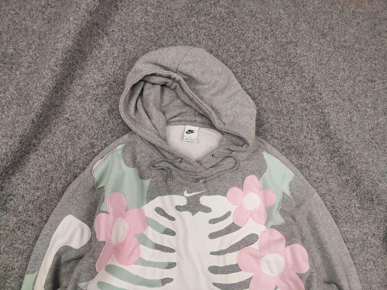 Nike Vintage Nike Skeleton Embroidered Logo Grey Oversized Hoodie Size M / US 6-8 / IT 42-44 - 2 Thumbnail