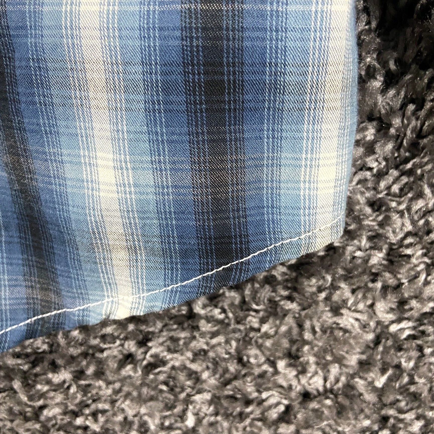 Vintage Legendary Whitetails Button-Up Blue Plaid Flannel Long Sleeve Men’s 3XL Size US XXL / EU 58 / 5 - 2 Thumbnail