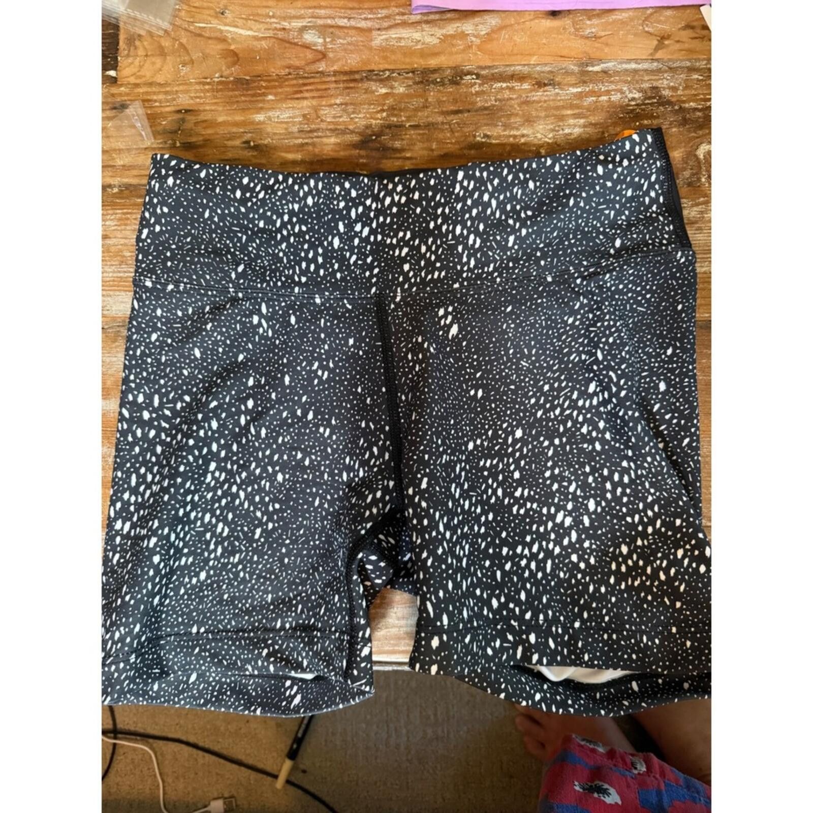 Other Oiselle Stride Running Shorts Small Black White Compression Size 28" / US 6 / IT 42 - 2 Thumbnail