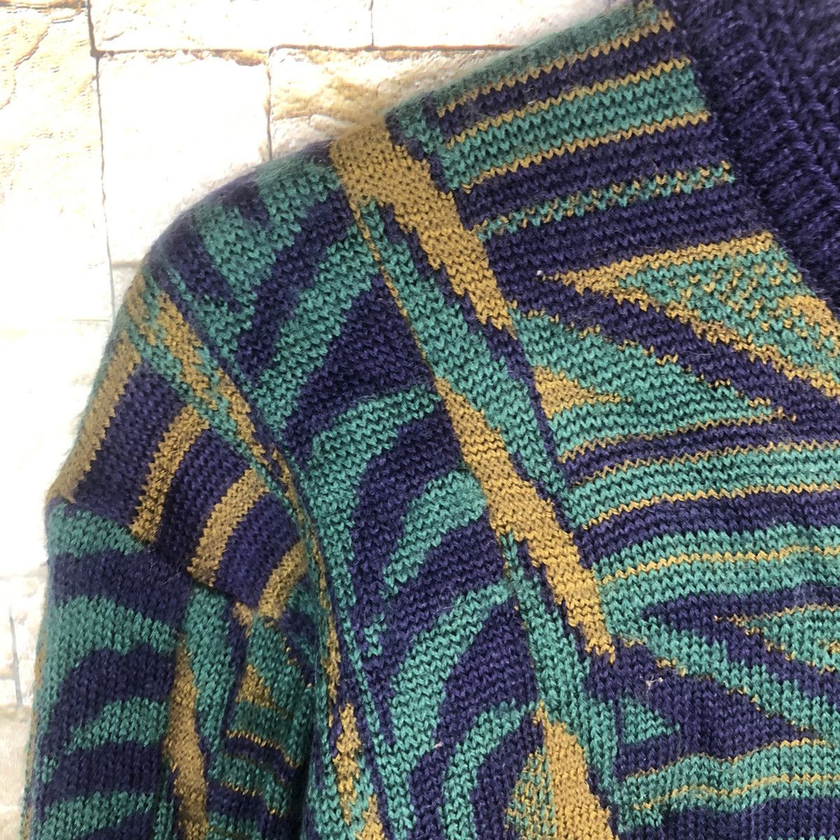 Vintage DL Courmayeur Navajo Japan Motive Knit Sweater #A26 Size M / US 6-8 / IT 42-44 - 11 Thumbnail