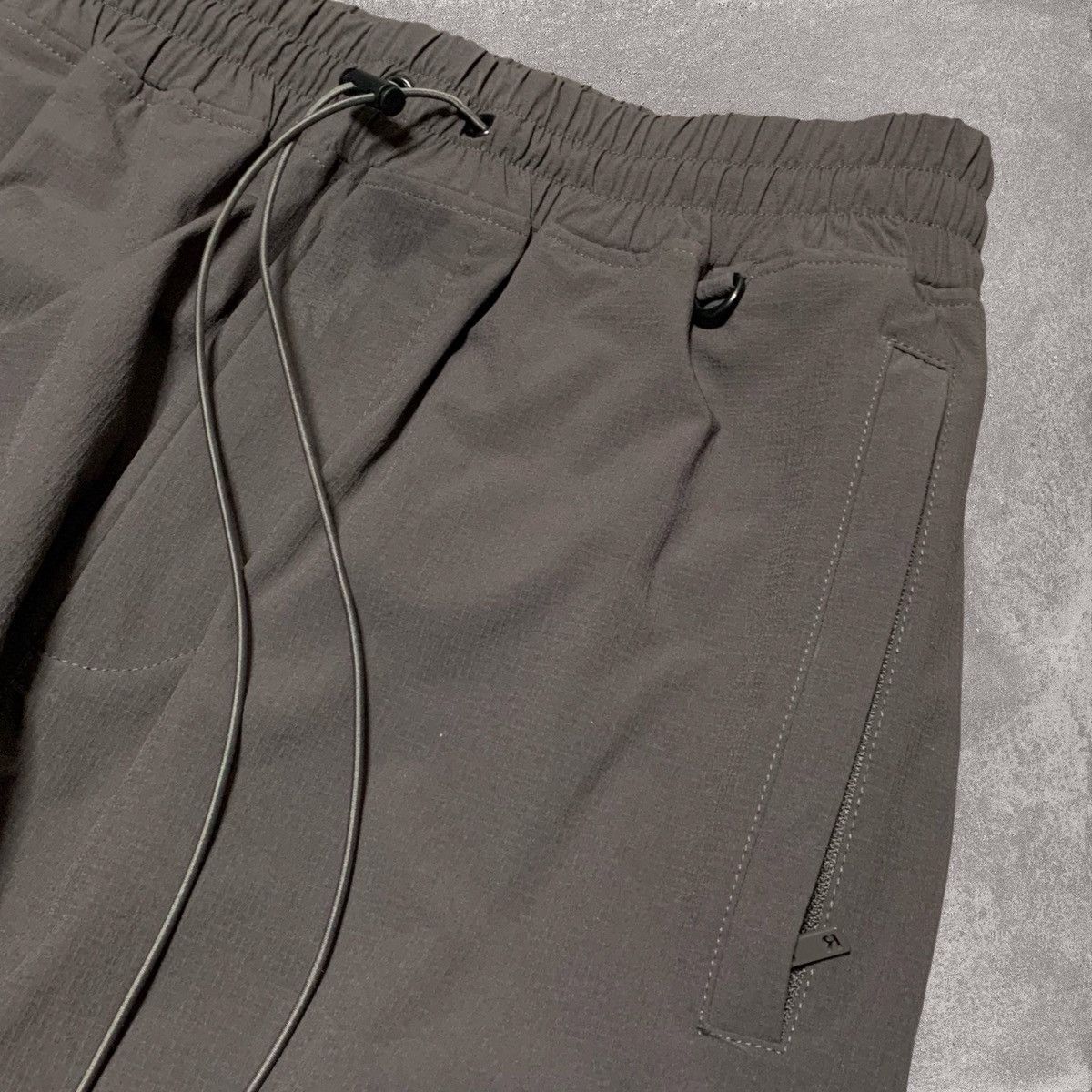 Represent Clo. Represent Medium 247 Track Pants Bottoms Grey Zip Cargos Size US 32 / EU 48 - 3 Thumbnail