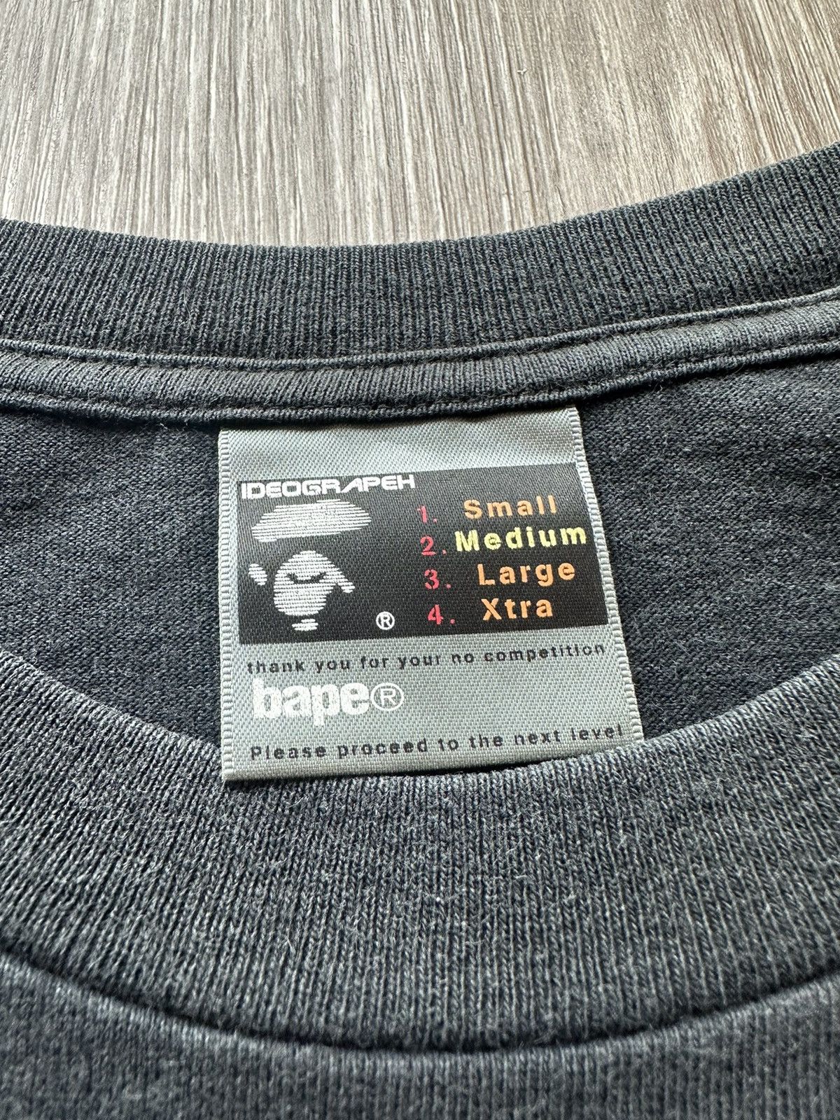 Bape × Vintage Bape Logo Tee Size US M / EU 48-50 / 2 - 5 Thumbnail