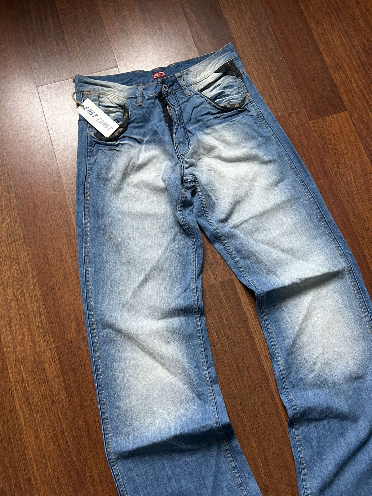 Japanese Brand Vintage Faded Denim Jeans NWT Streetwear Baggy Fit Size 42 Size US 32 / EU 48 - 4 Thumbnail
