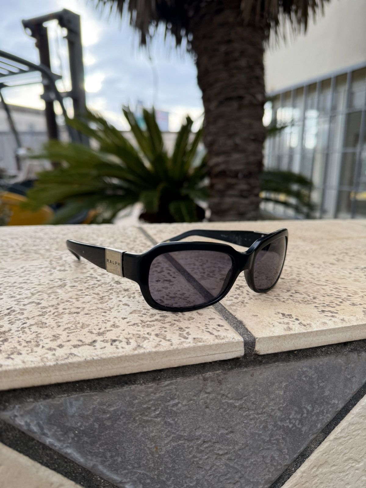 Ralph Lauren Ralph Lauren Sunglasses Black Vintage Size ONE SIZE - 1 Thumbnail