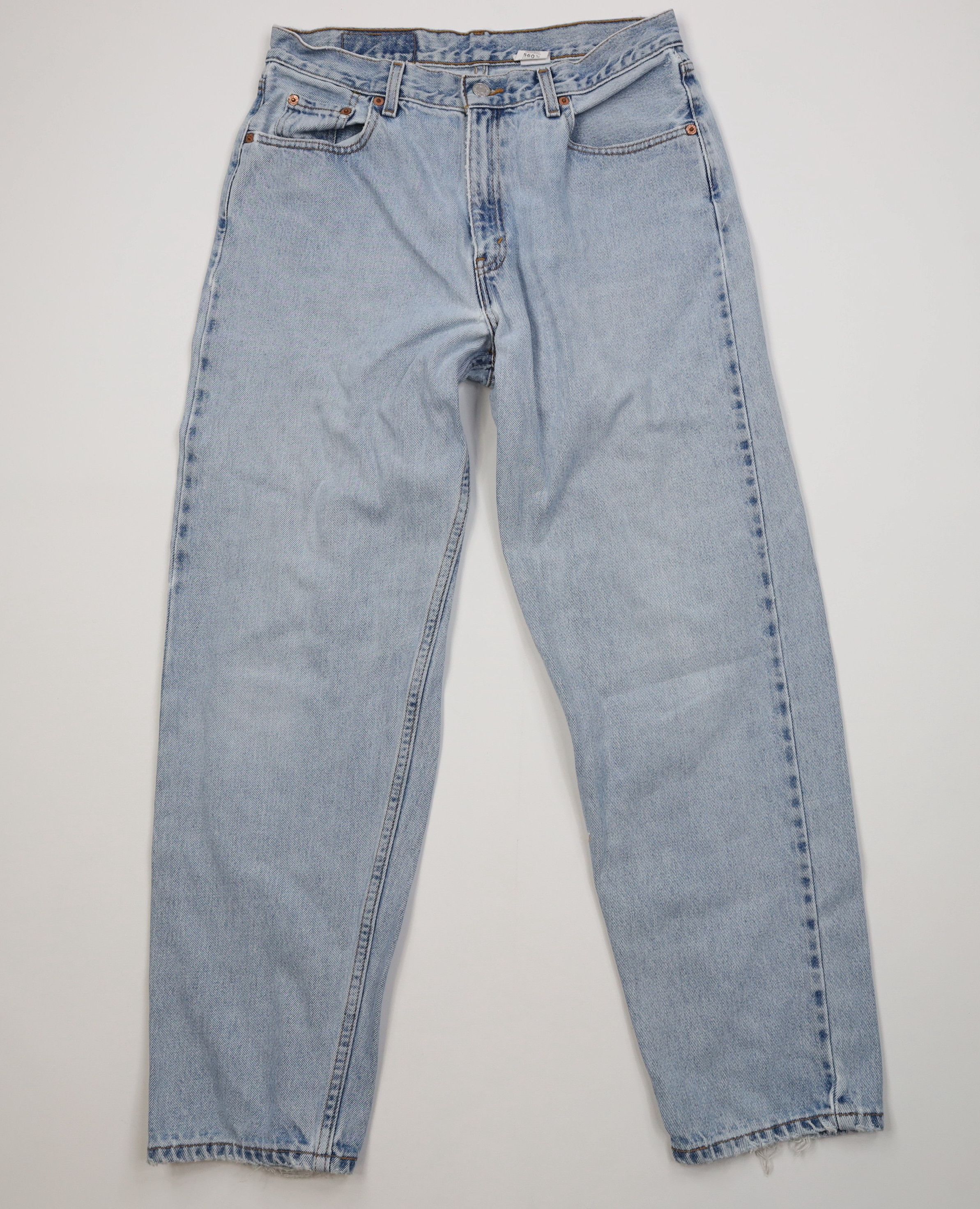 Levi's Vintage 90s Levis 560 Thrashed Loose Fit Straight Leg Jeans Size 34" / US 12 / IT 48 - 1 Thumbnail