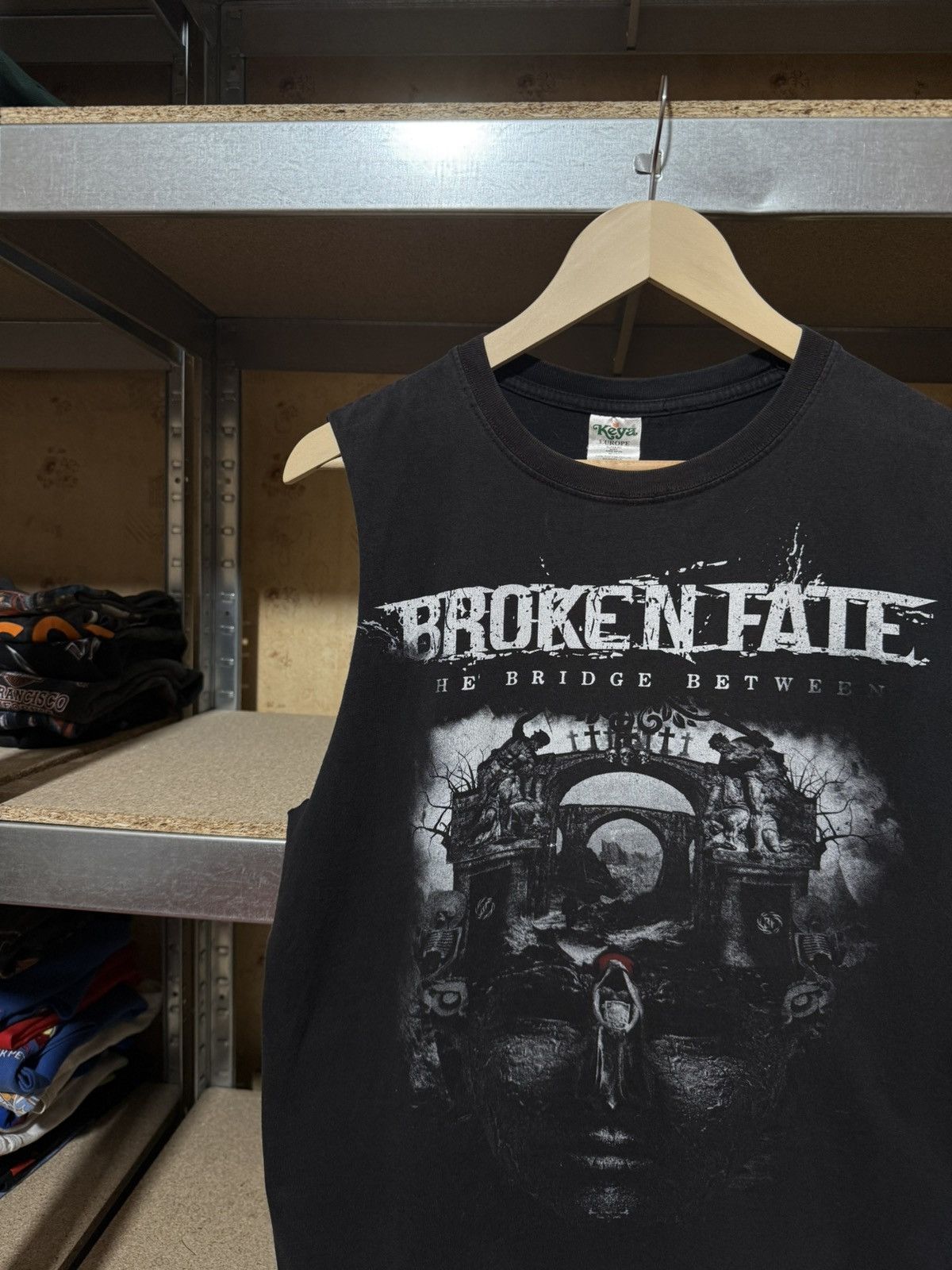 Band Tees × Vintage Vintage 2015 Broken Fate The Bridge Between Tshirt Sleevless Size US S / EU 44-46 / 1 - 3 Thumbnail