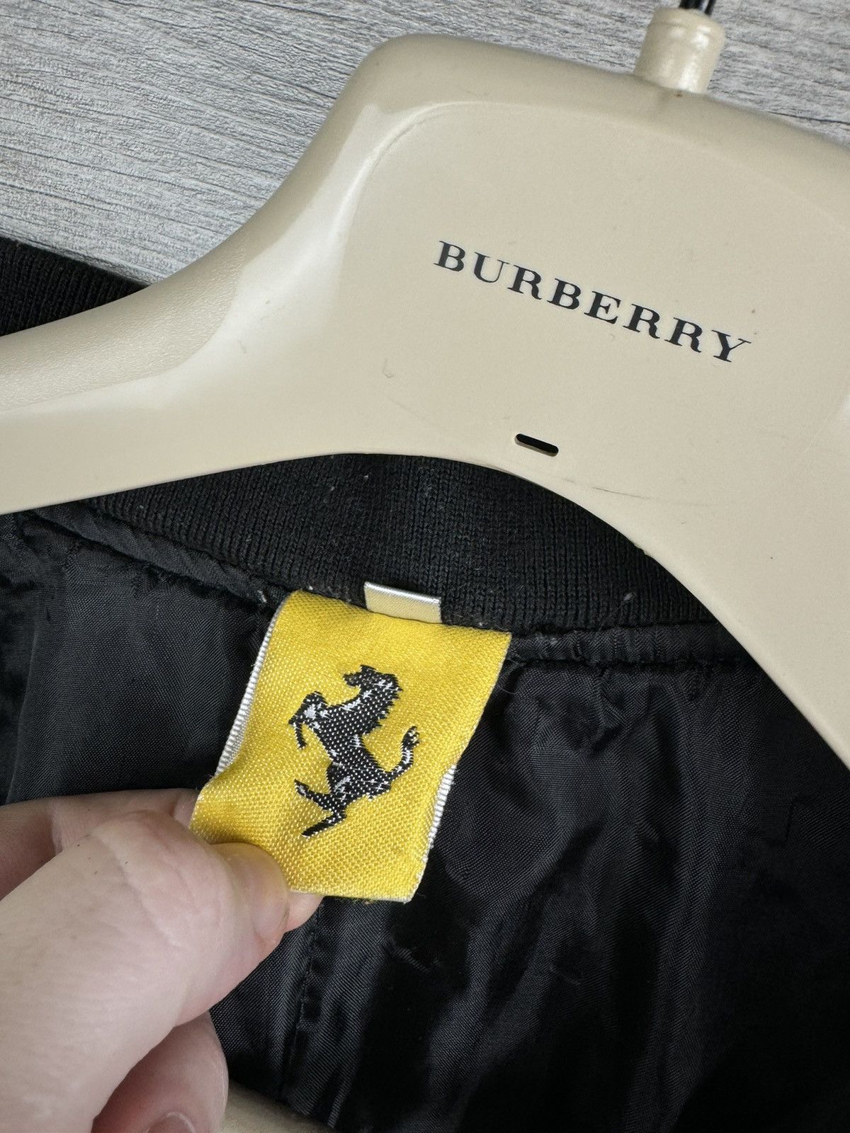 Marlboro Vintage Ferrari Michael Schumacher F1 Marlboro Racing Jacket Size US XL / EU 56 / 4 - 9 Thumbnail
