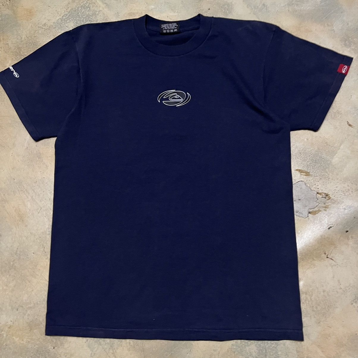 Quiksilver Vintage Quiksilver Faded T Shirt Size US M / EU 48-50 / 2 - 4 Thumbnail