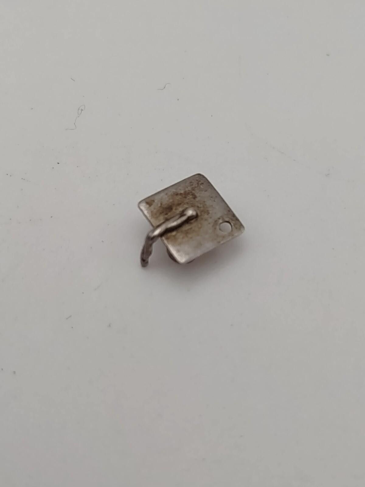 The Unbranded Brand Vintage Sterling Graduation Cap Charm 925 Petite Size ONE SIZE - 1 Thumbnail