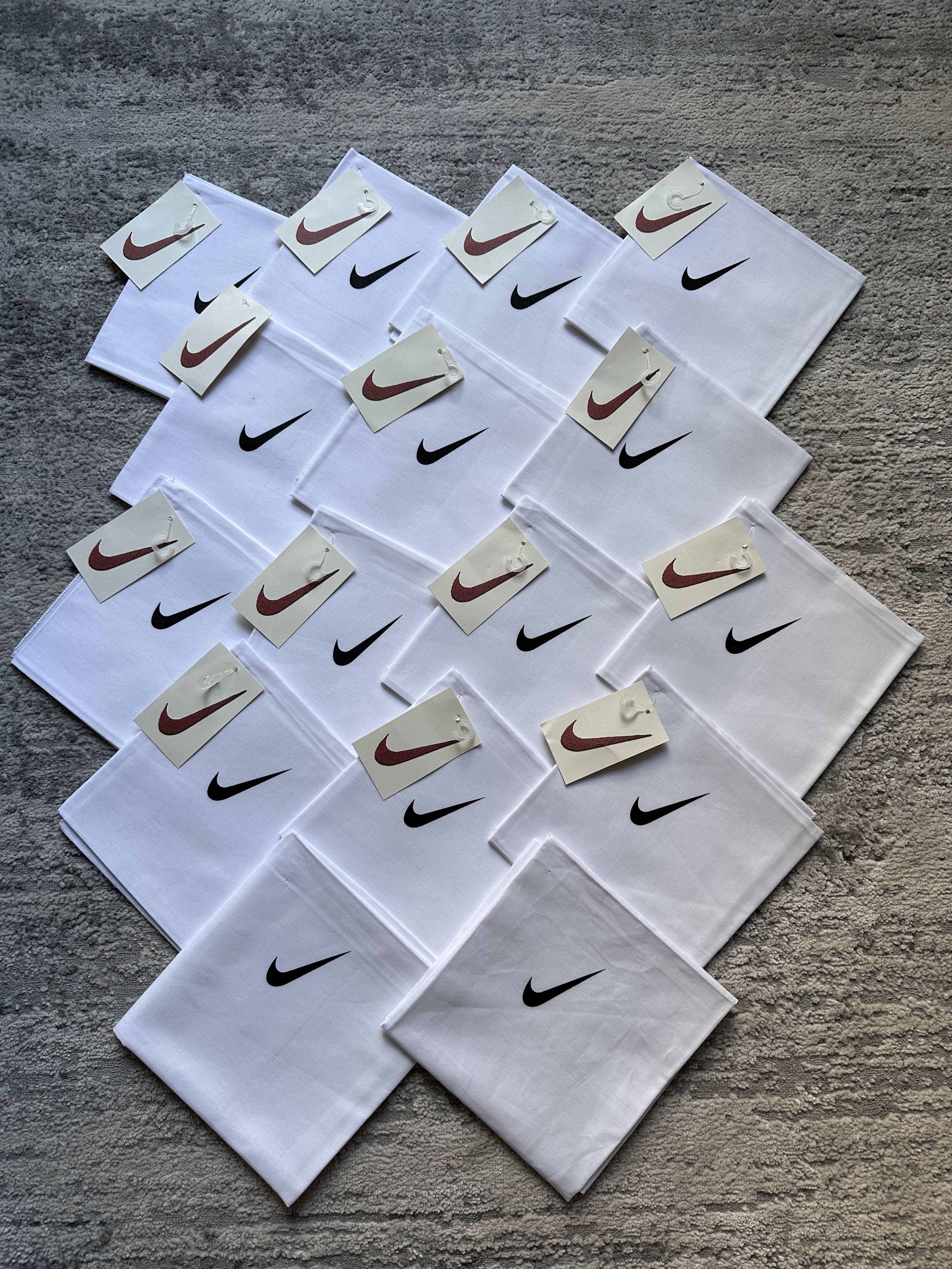 Nike Vintage Nike White Bandana Headscarf 90s x 16 Size ONE SIZE - 3 Thumbnail