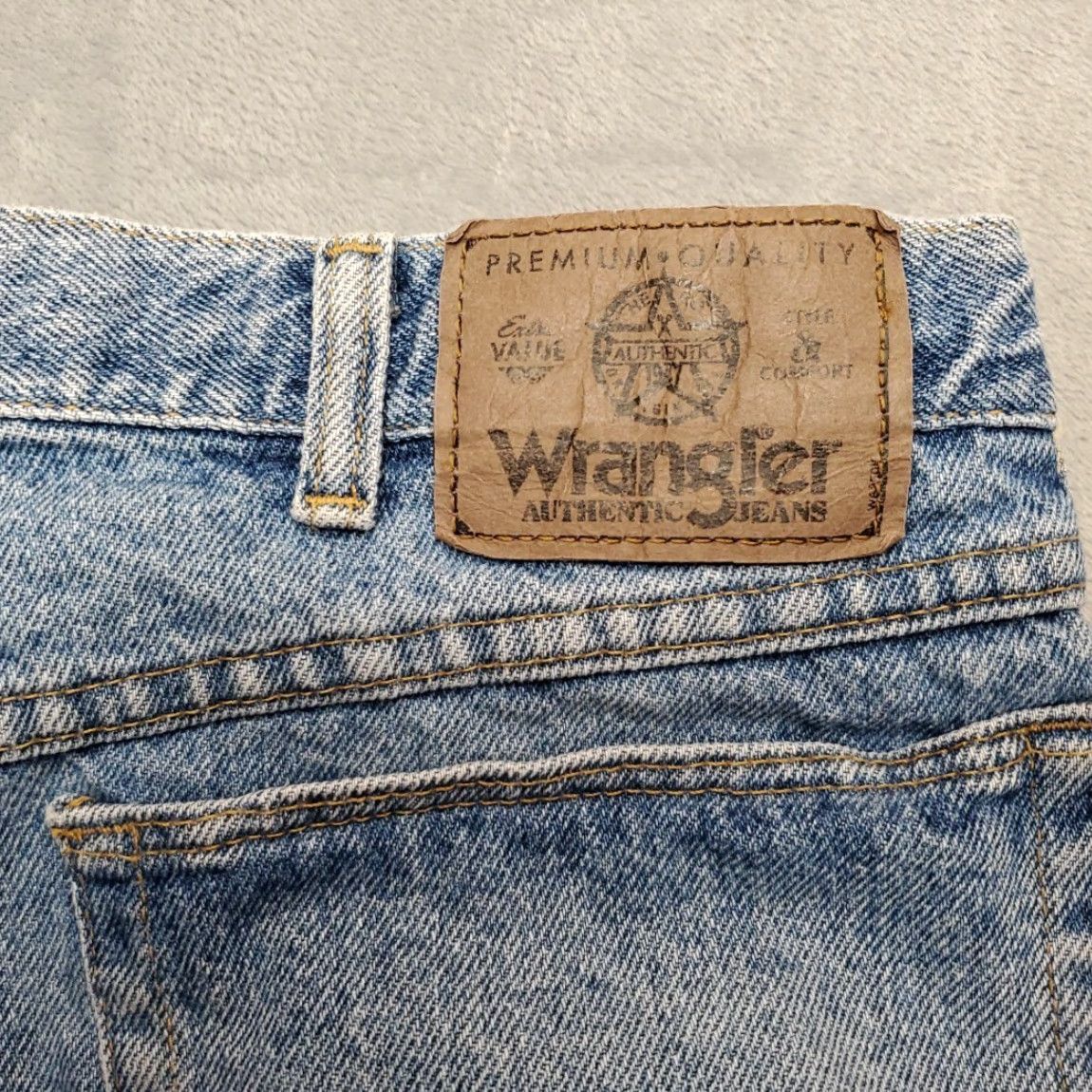 Wrangler VINTAGE Wrangler Shorts Mens 36 Blue Denim Outdoor Comfort Premium Casual Jorts Size US 36 / EU 52 - 5 Thumbnail