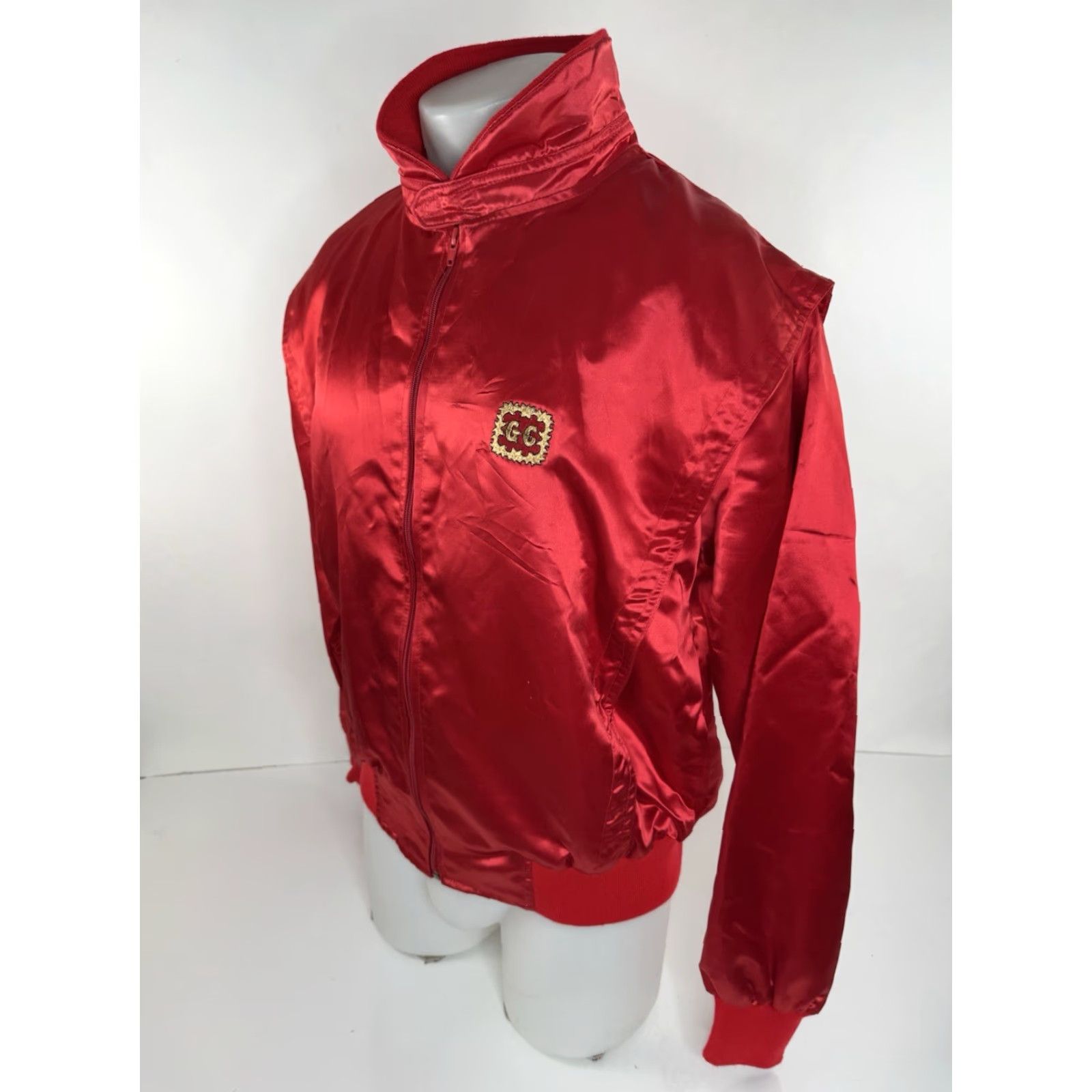 Vintage GOLD COAST CASINO Las Vegas Embroidered Satin L Jacket - Red, Men, Jacket, XS? No, L — Vintage? Not specified Size US L / EU 52-54 / 3 - 3 Thumbnail