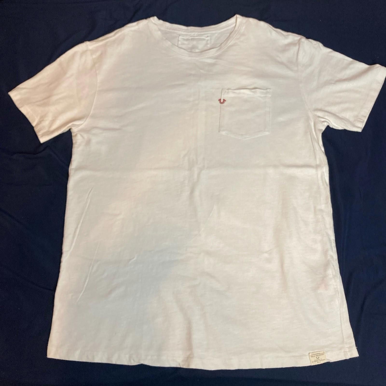 True Religion Men’s XL True Religion White Blank Crewneck T Shirt Red Logo Size US XL / EU 56 / 4 - 1 Thumbnail