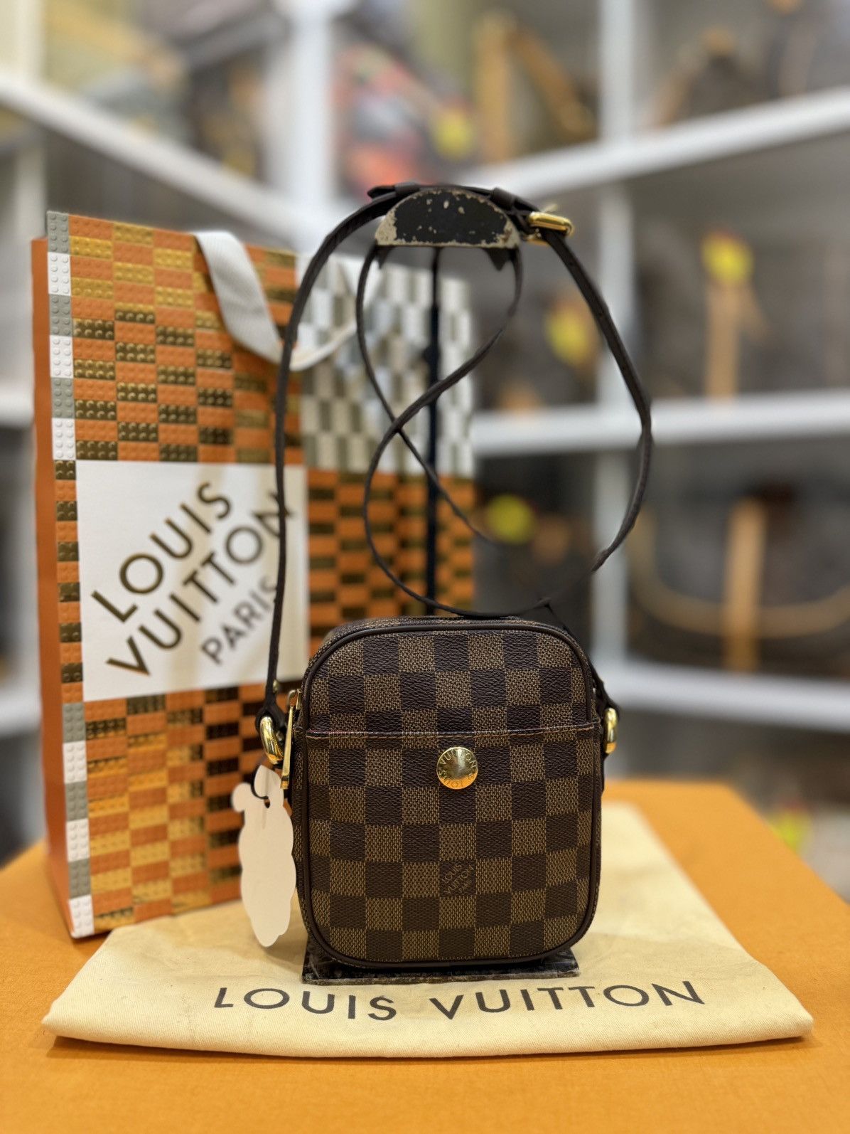 Louis Vuitton LOUIS VUITTON DAMİER EBENE RIFT -2142 Size ONE SIZE - 1 Thumbnail