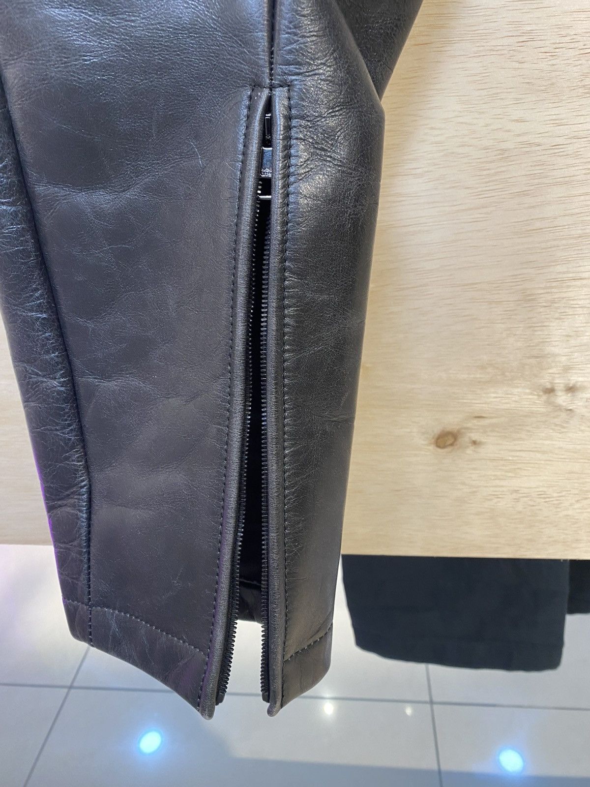 Leather × Neil Barrett Neil Barrett BIKER Leather Pant 28 Size US 28 / EU 44 - 3 Thumbnail