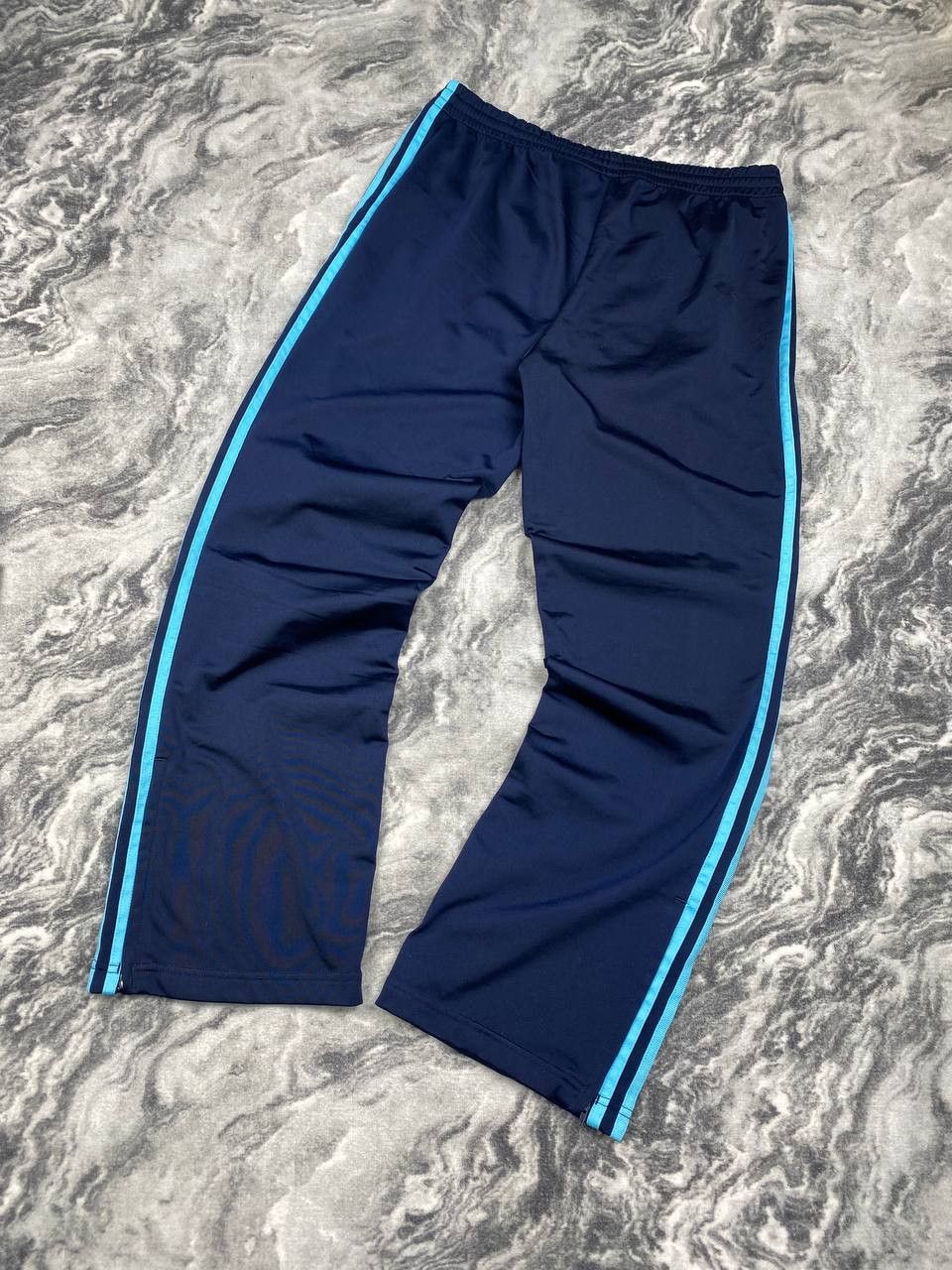 Adidas Vintage Adidas Tracksuit Jacket and Pants Balenciaga Style Size US M / EU 48-50 / 2 - 16 Thumbnail