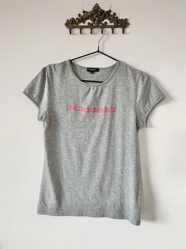 Burberry Burberry Gray Cotton T-shirt for Women Size M / US 6-8 / IT 42-44 - 1 Thumbnail