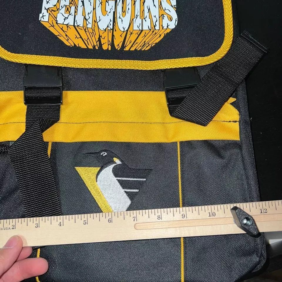 Vintage Pittsburgh Penguins Retreat Backpack Nasco Little America Size ONE SIZE - 8 Thumbnail