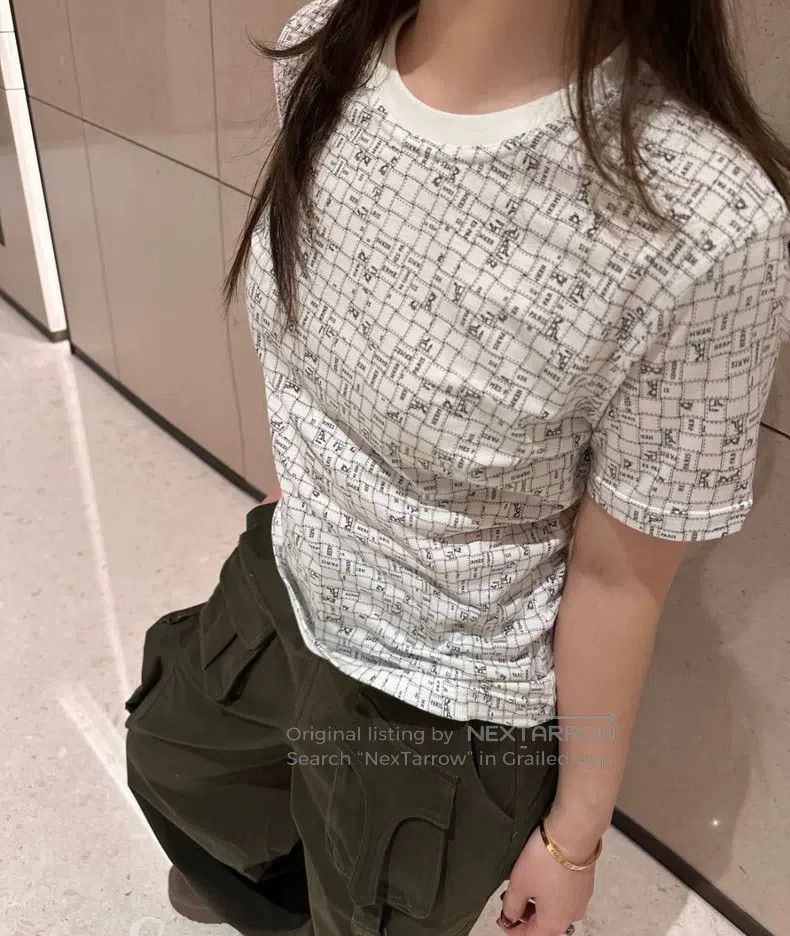 Hermes Hermes Women's carriage detail round-neck short-sleeve T-s Size XS / US 0-2 / IT 36-38 - 5 Thumbnail
