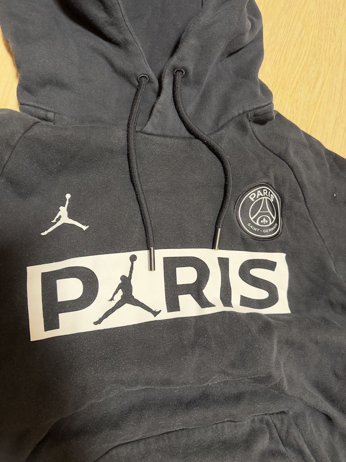 Nike × Vintage Vintage Nike Air Jordan x PSG Paris Saint Germain Hoodie Size US M / EU 48-50 / 2 - 3 Thumbnail