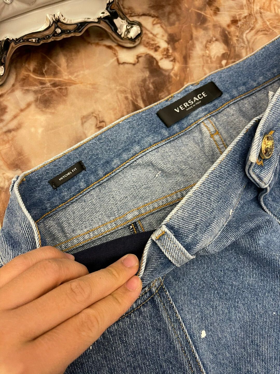 Versace Versace 95 New Leather Logo Jeans Size US 35 - 4 Thumbnail