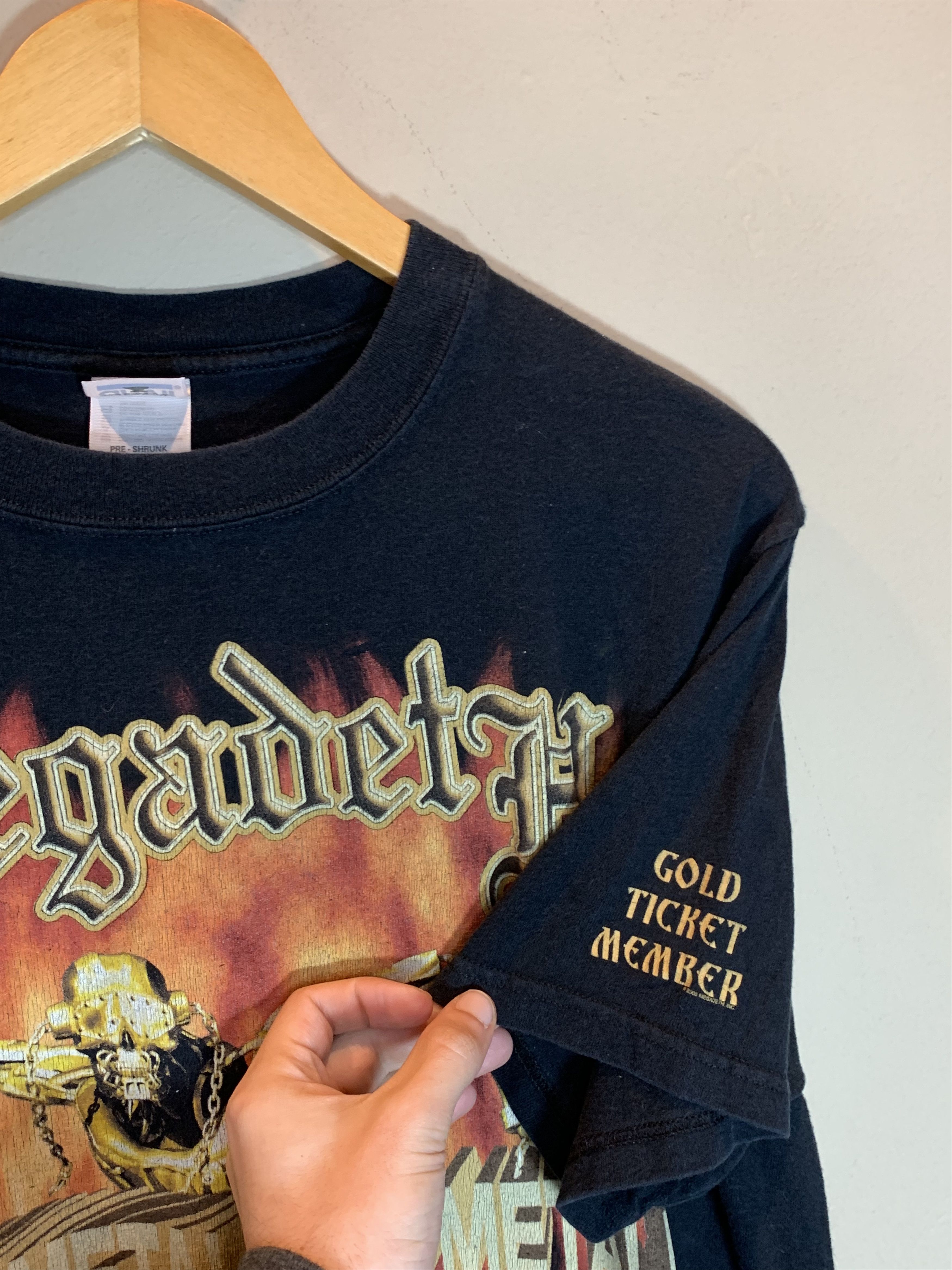 Band Tees *RARE* Vintage Megadeth Born Metal Die Metal Tour T-Shirt Size US M / EU 48-50 / 2 - 3 Thumbnail