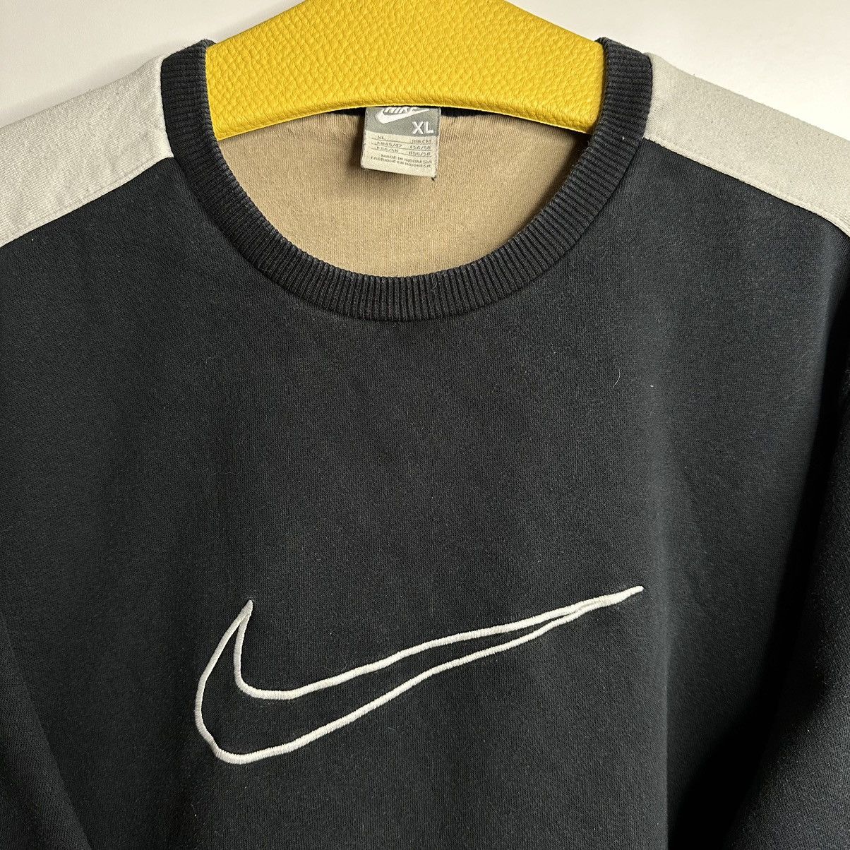 Nike Nike Vintage Sweatshirt Streetwear Rare Big Logo Size US XL / EU 56 / 4 - 3 Thumbnail