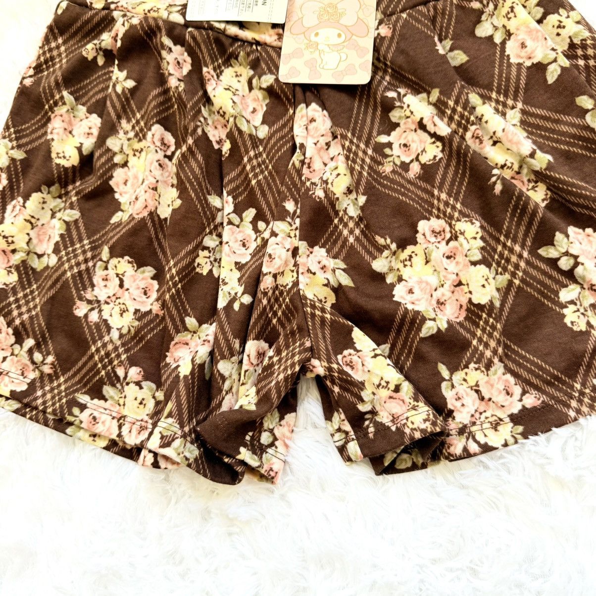 LIZ LISA NEW Liz Lisa floral skirt shorts flowers my melody Lolita Size 28" / US 6 / IT 42 - 4 Thumbnail